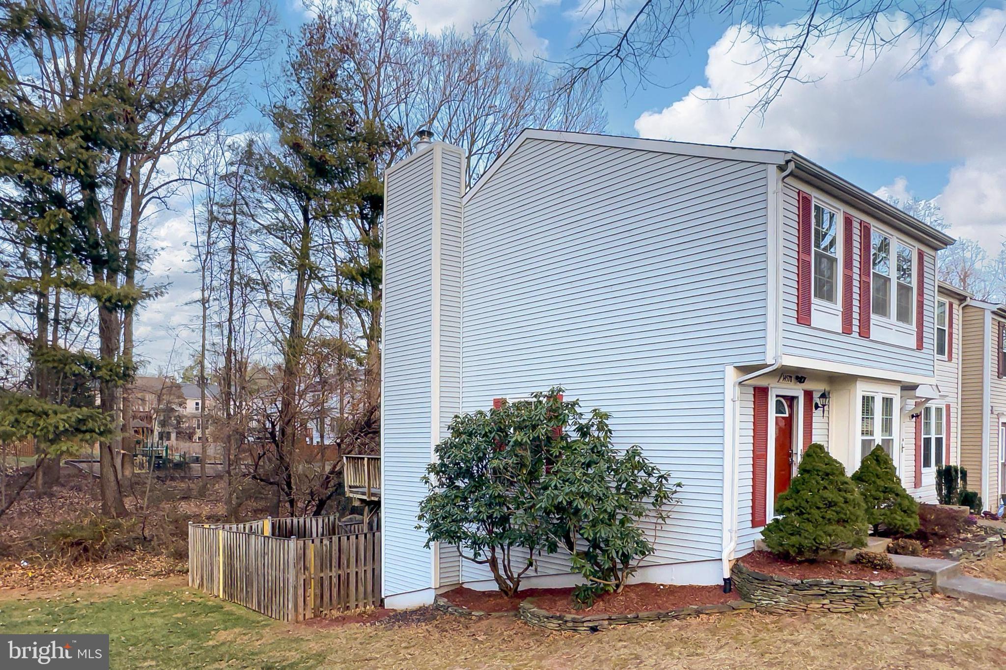 LONDON COMMONS - Residential