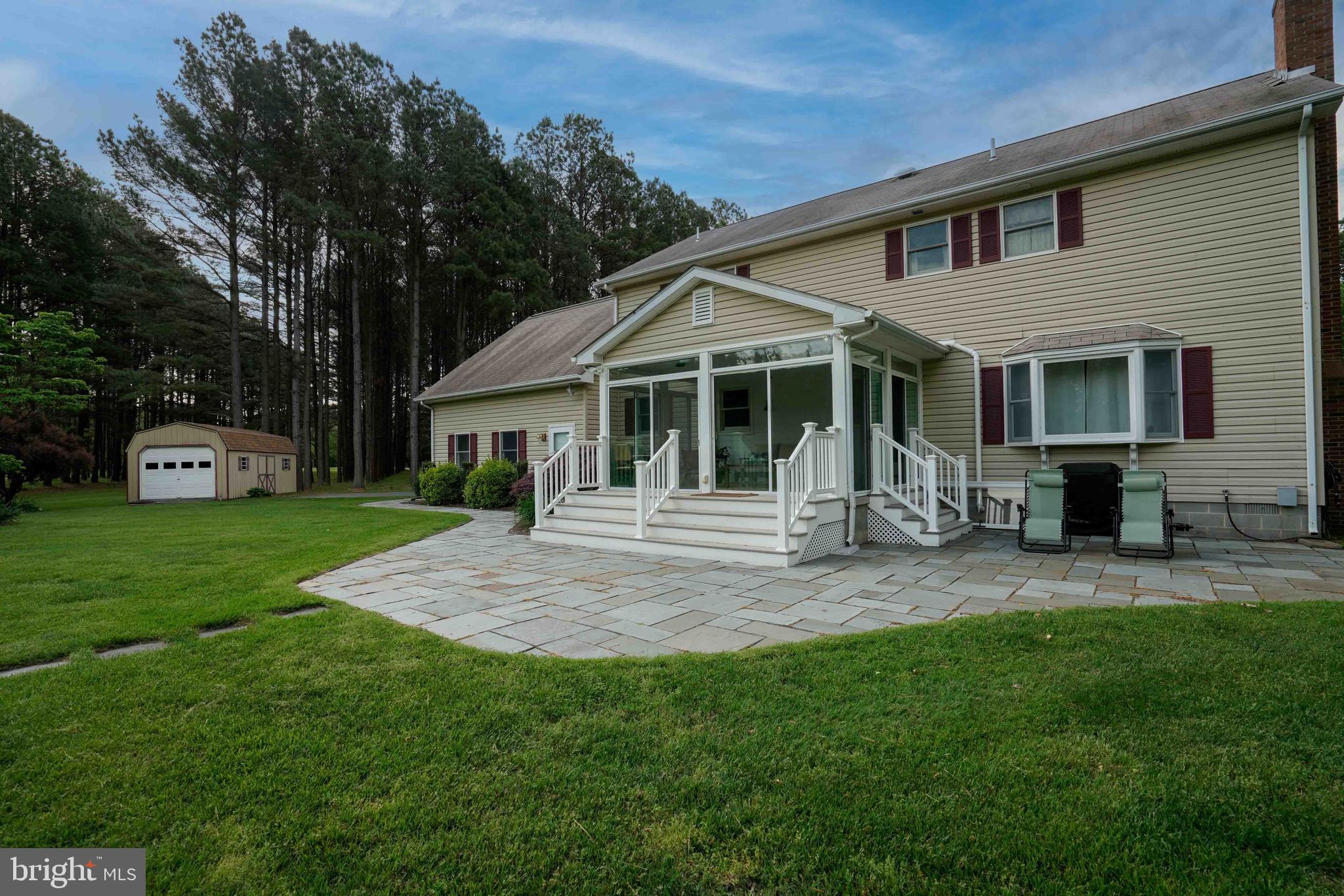 ARCADIA SHORES - Residential Lease