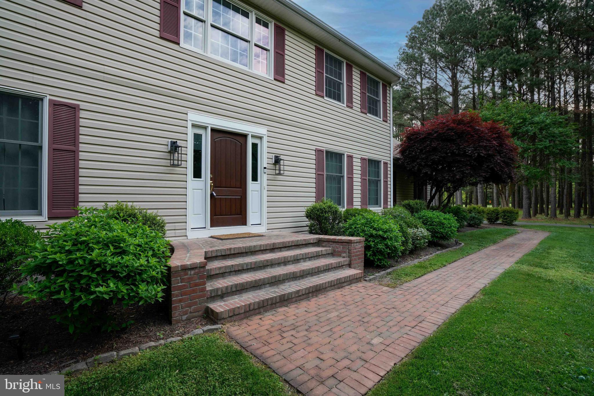 ARCADIA SHORES - Residential Lease