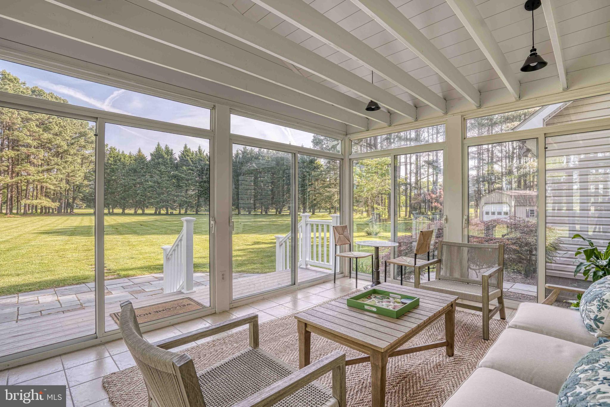 ARCADIA SHORES - Residential Lease