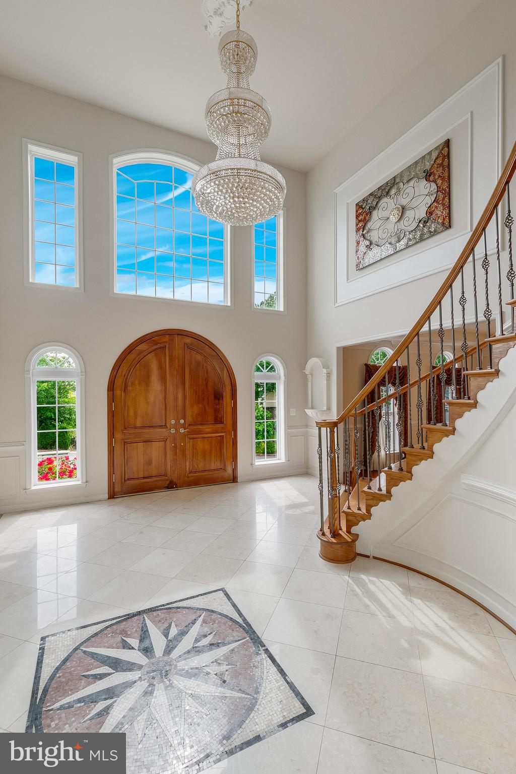 KINGS MANOR - Residential