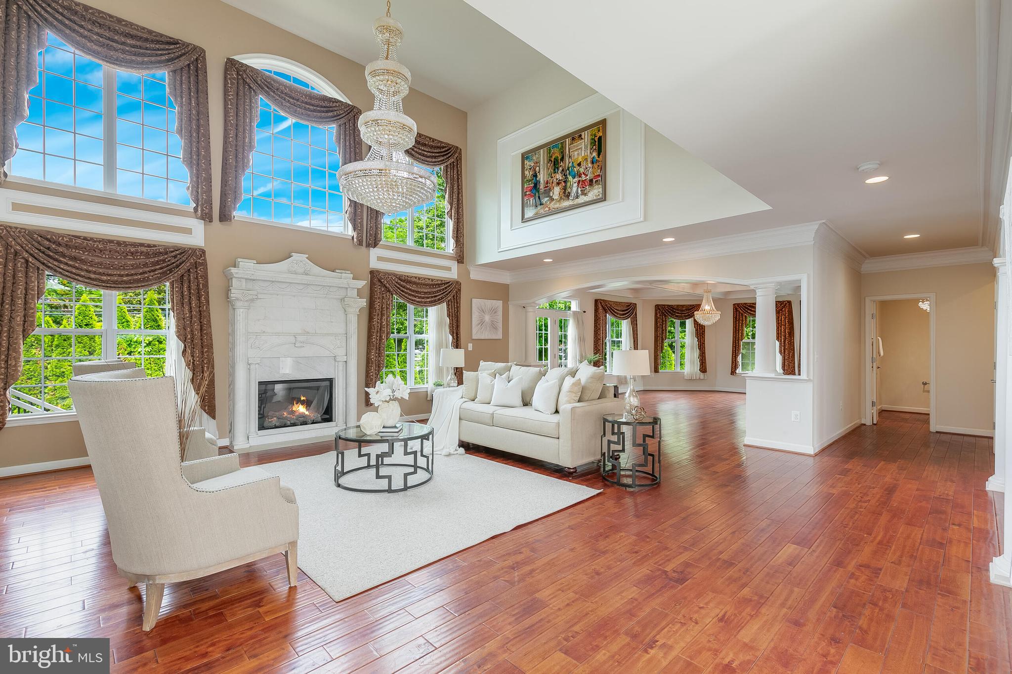 KINGS MANOR - Residential