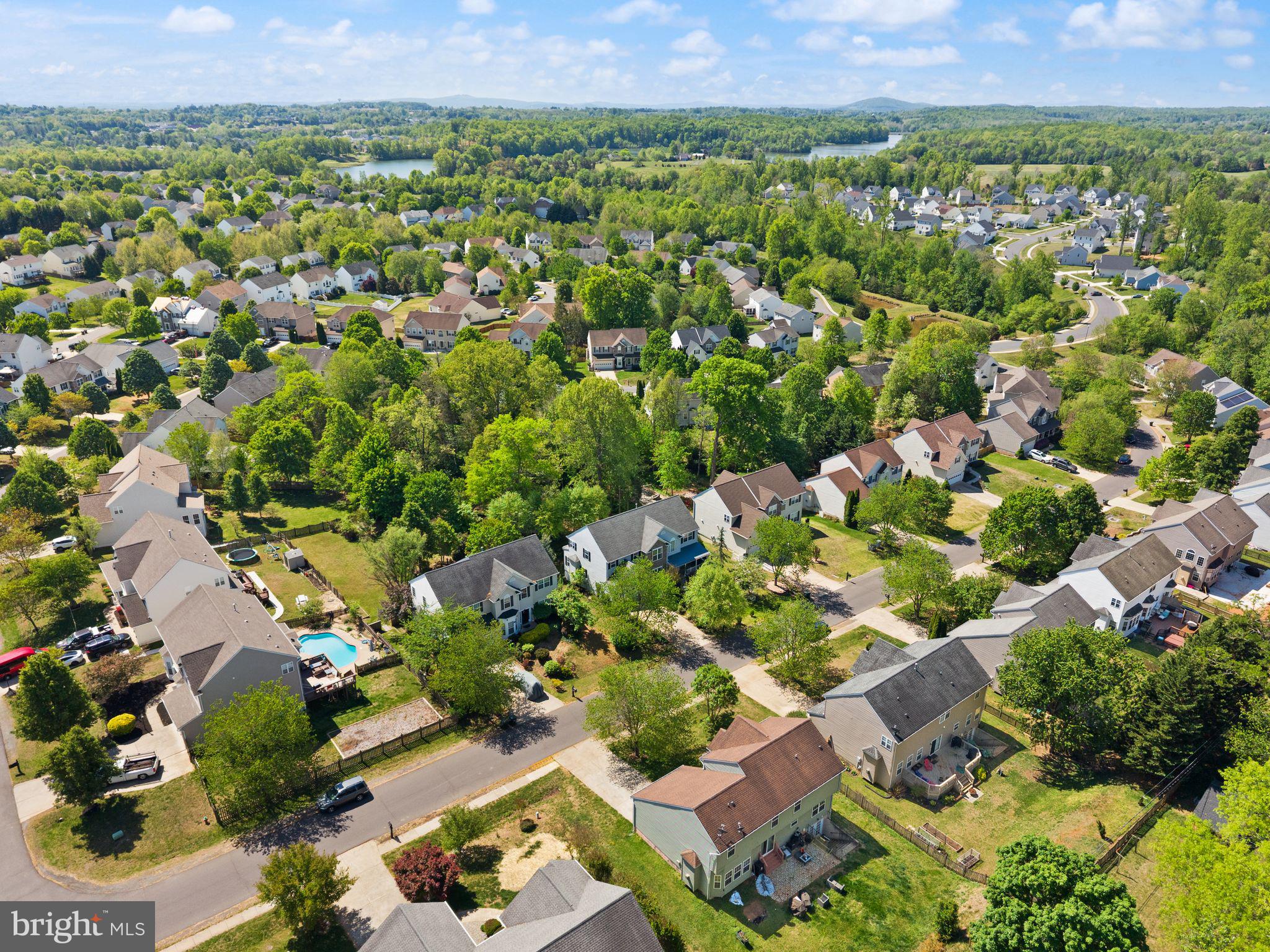 REDWOOD LAKES - Residential