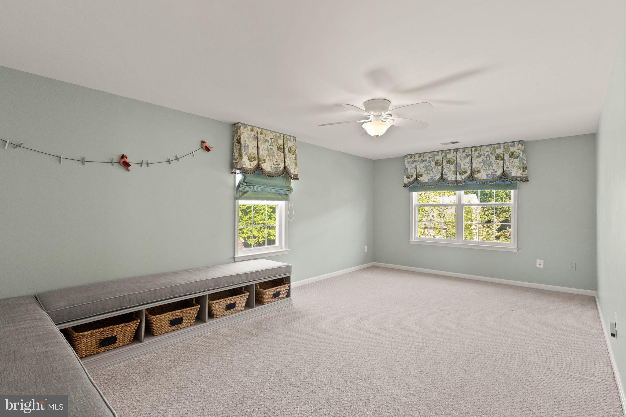 REDWOOD LAKES - Residential