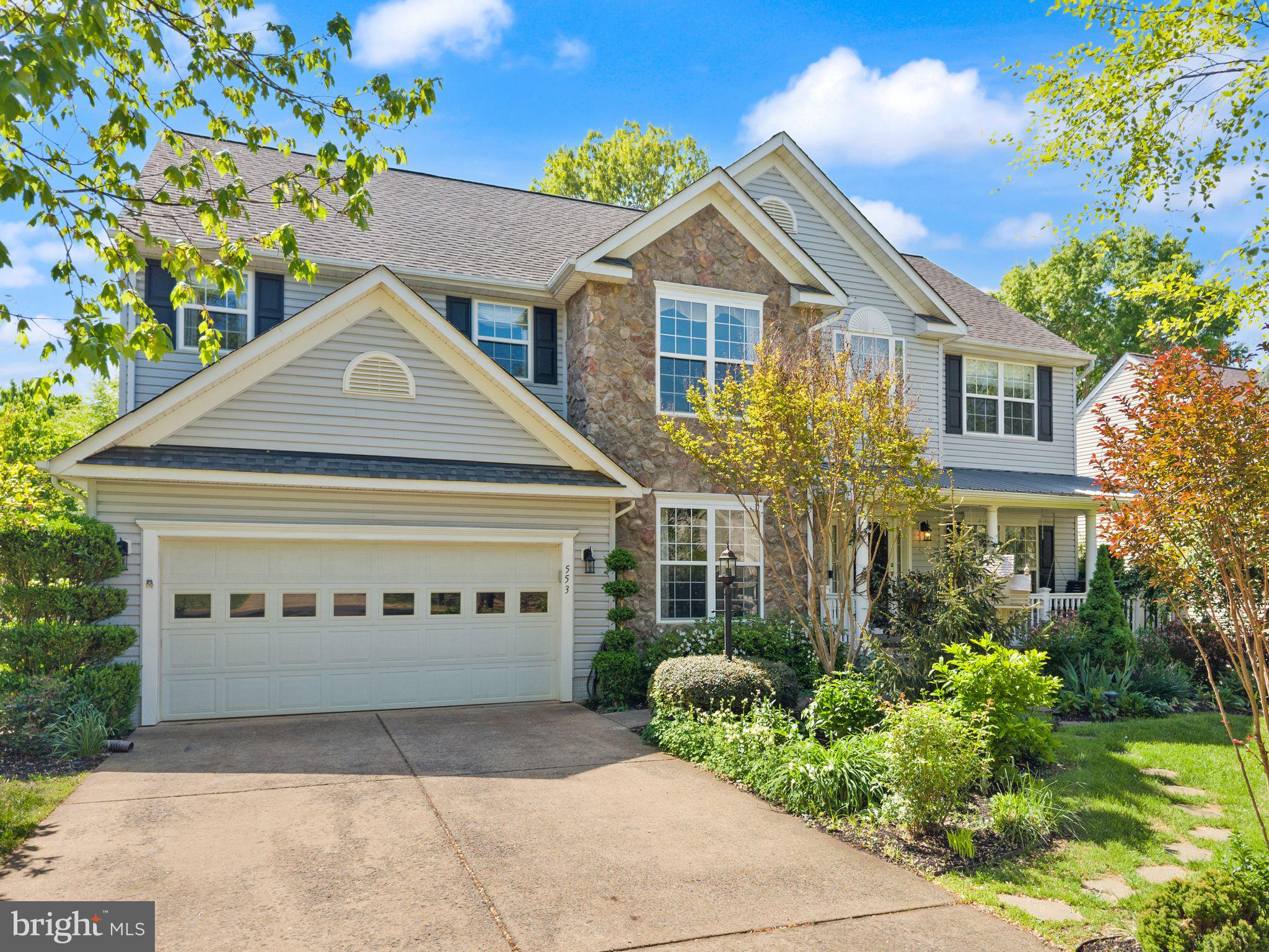 REDWOOD LAKES - Residential