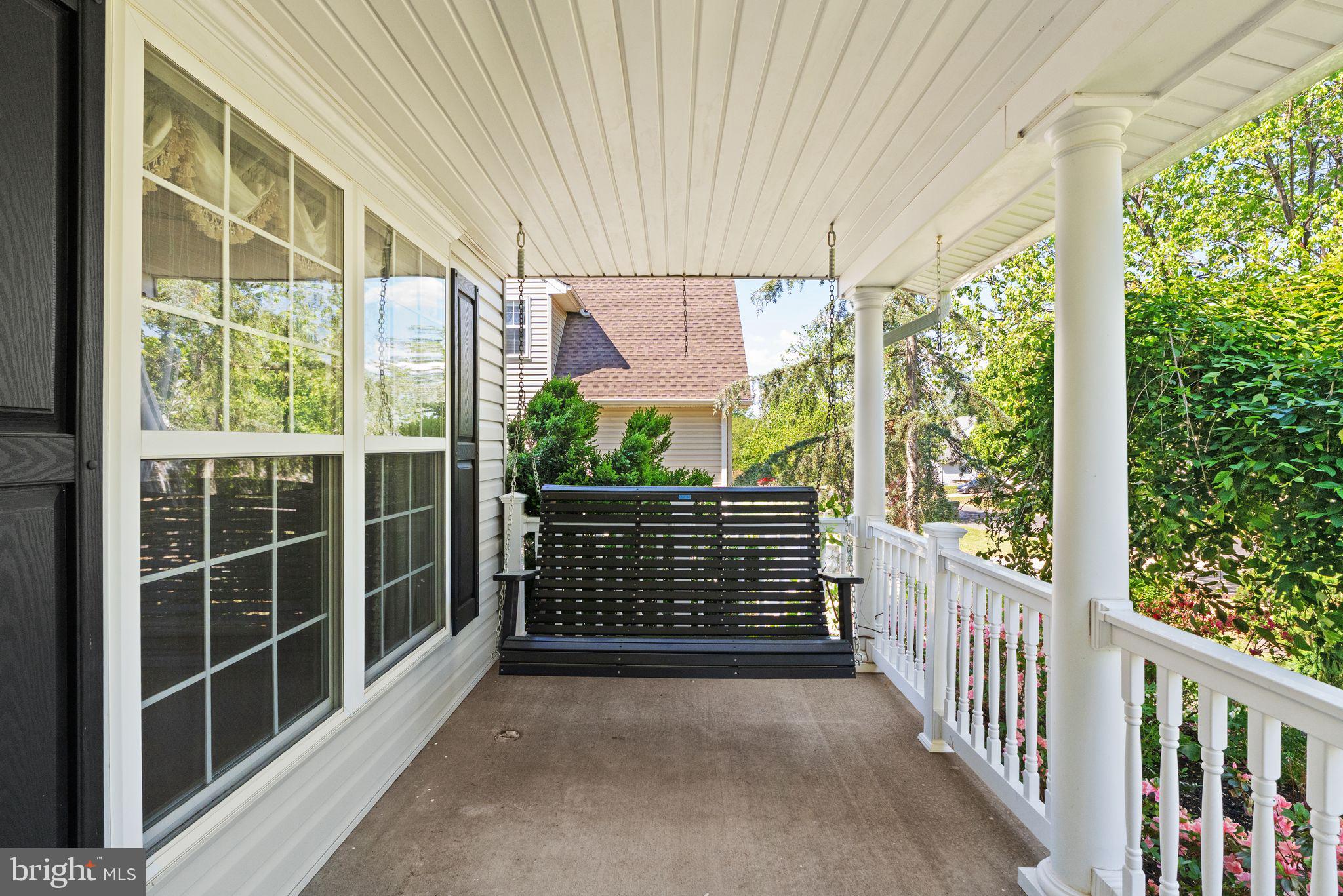 REDWOOD LAKES - Residential
