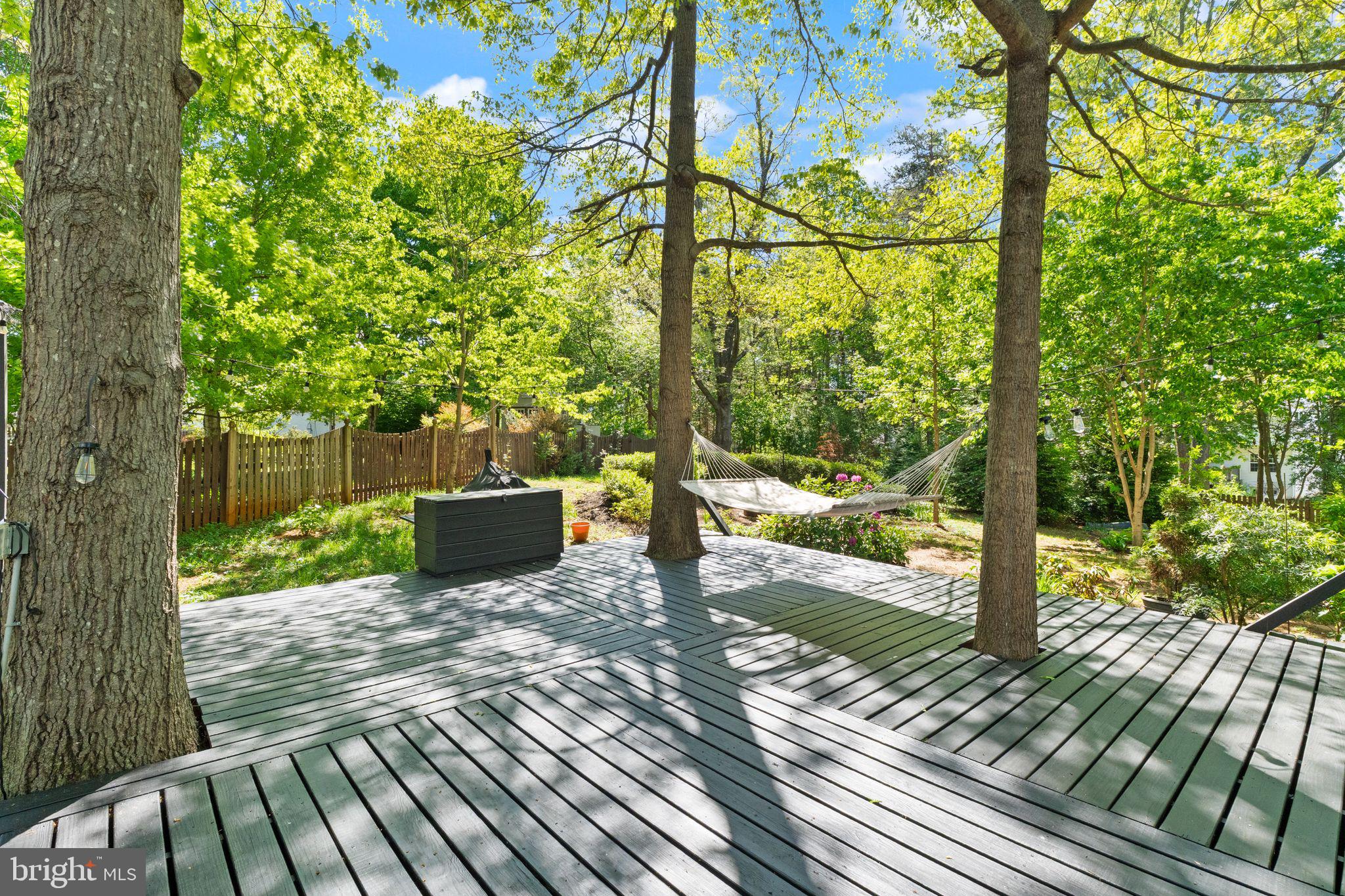REDWOOD LAKES - Residential