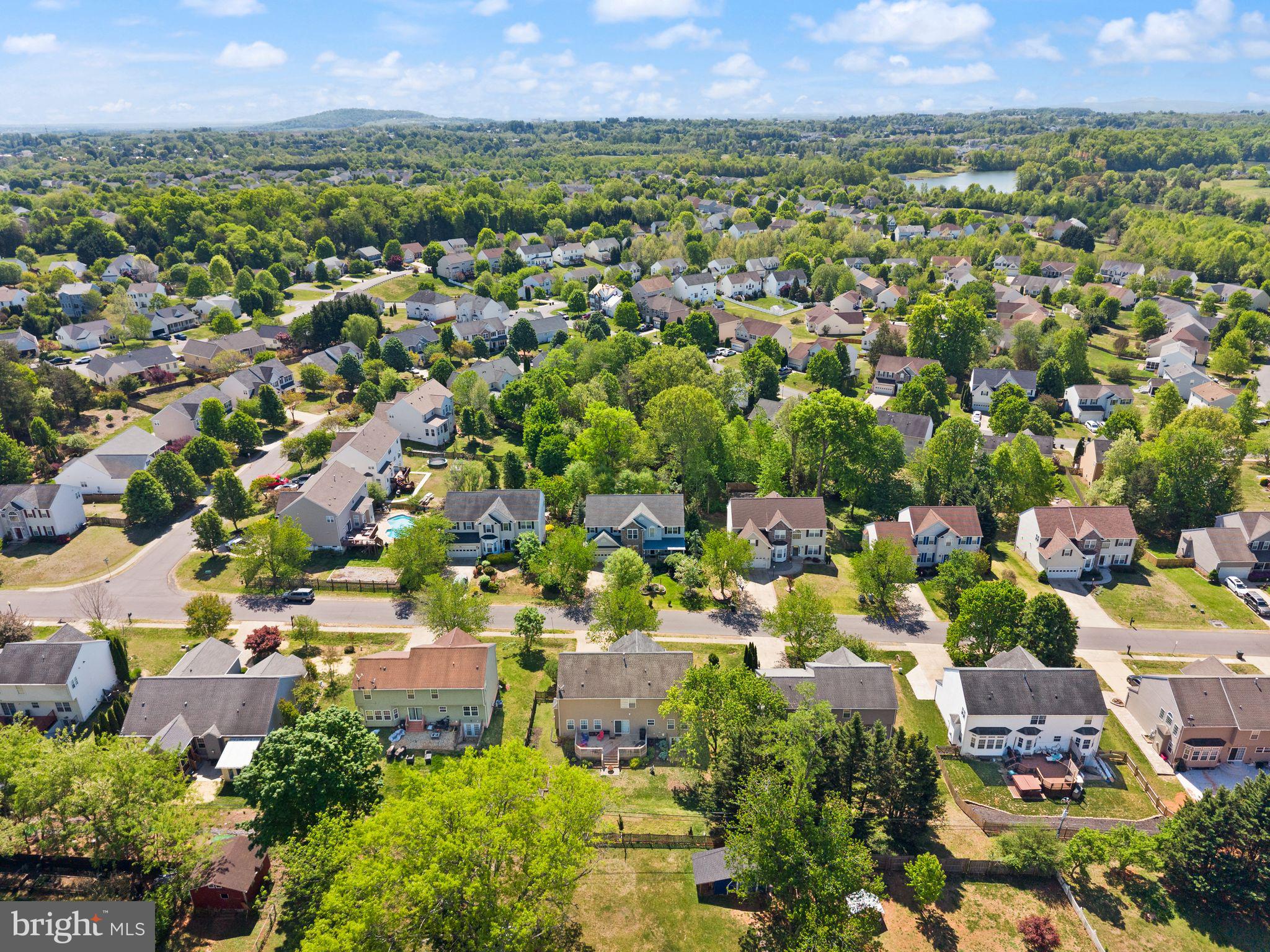 REDWOOD LAKES - Residential