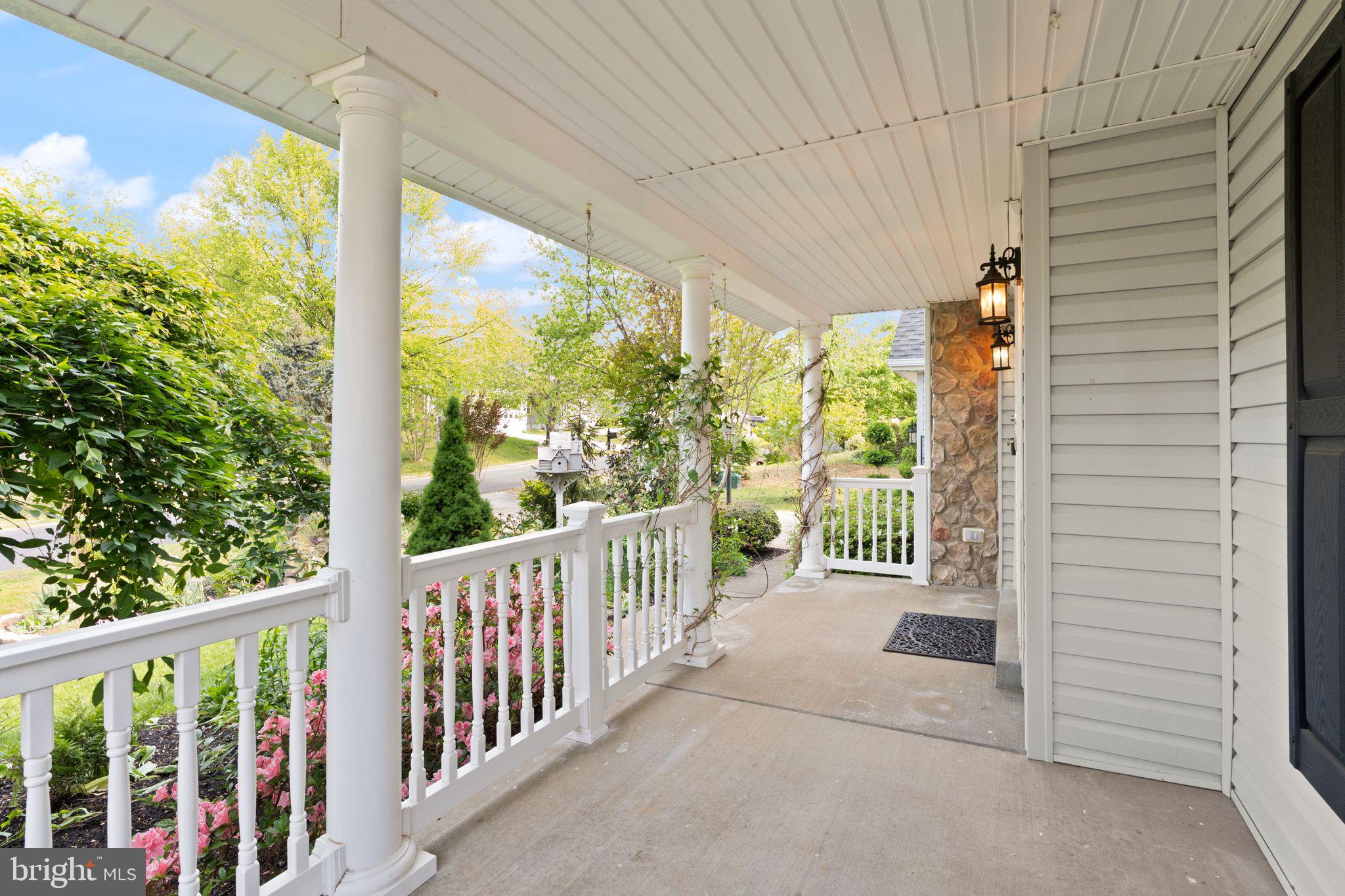 REDWOOD LAKES - Residential