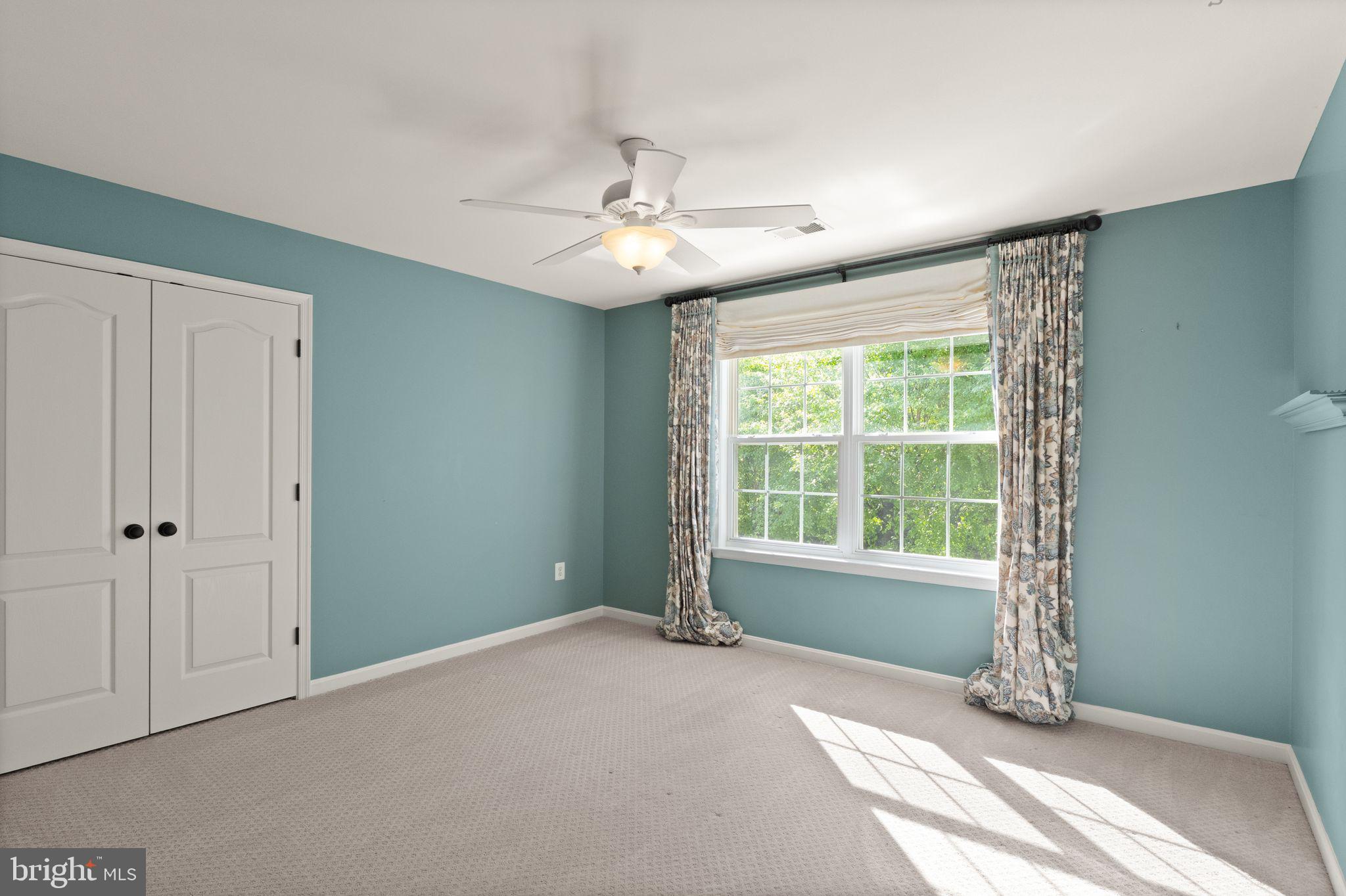 REDWOOD LAKES - Residential