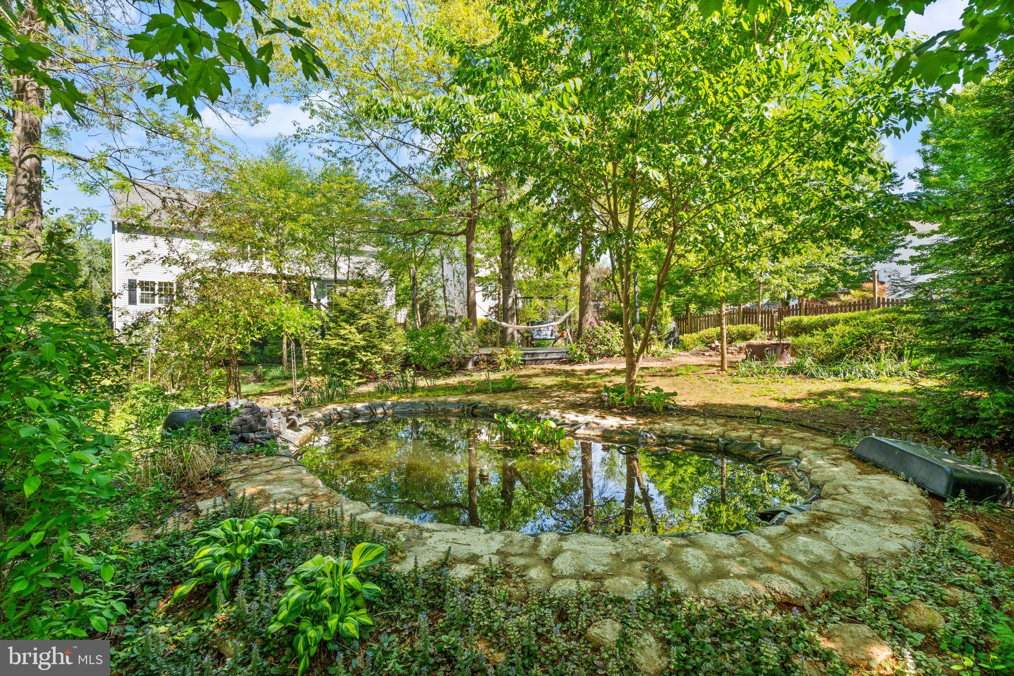 REDWOOD LAKES - Residential