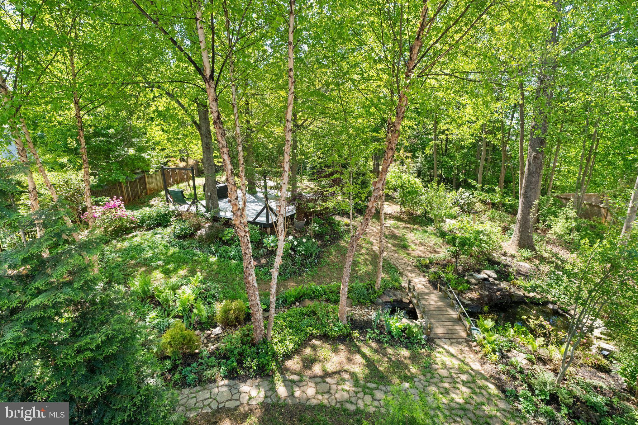 REDWOOD LAKES - Residential