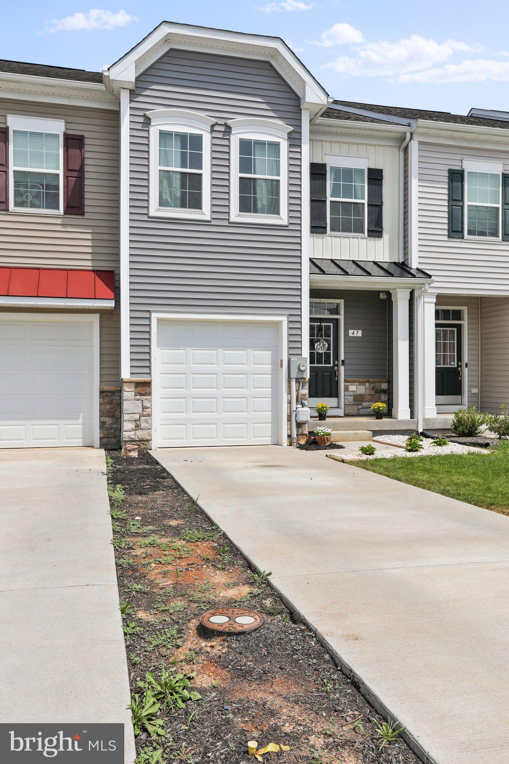 MCCAULEY CROSSING - Residential