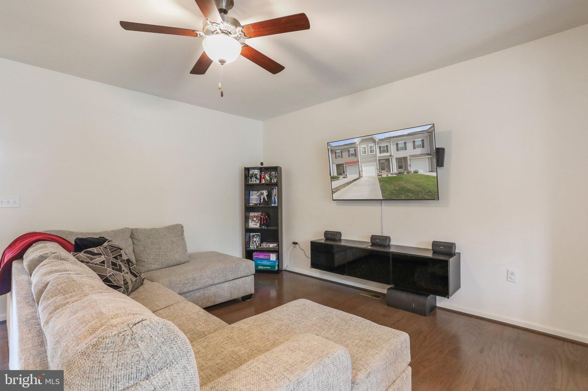 MCCAULEY CROSSING - Residential