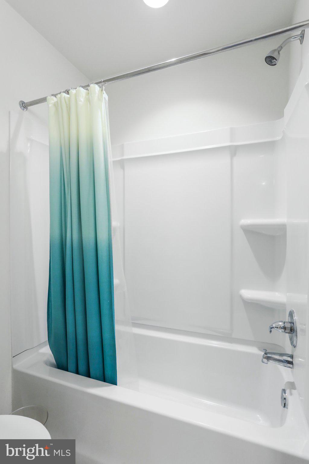 MCCAULEY CROSSING - Residential