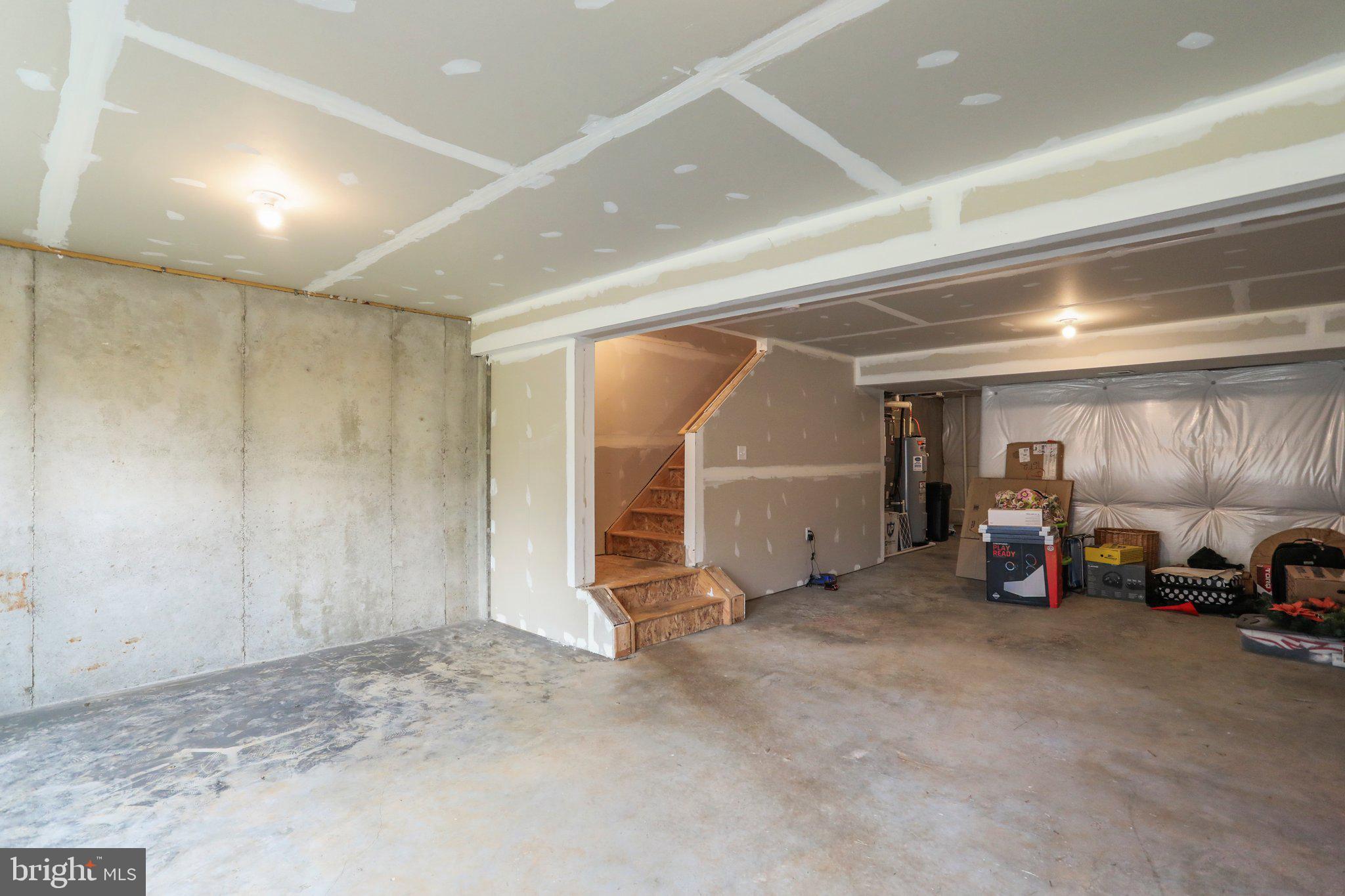 MCCAULEY CROSSING - Residential