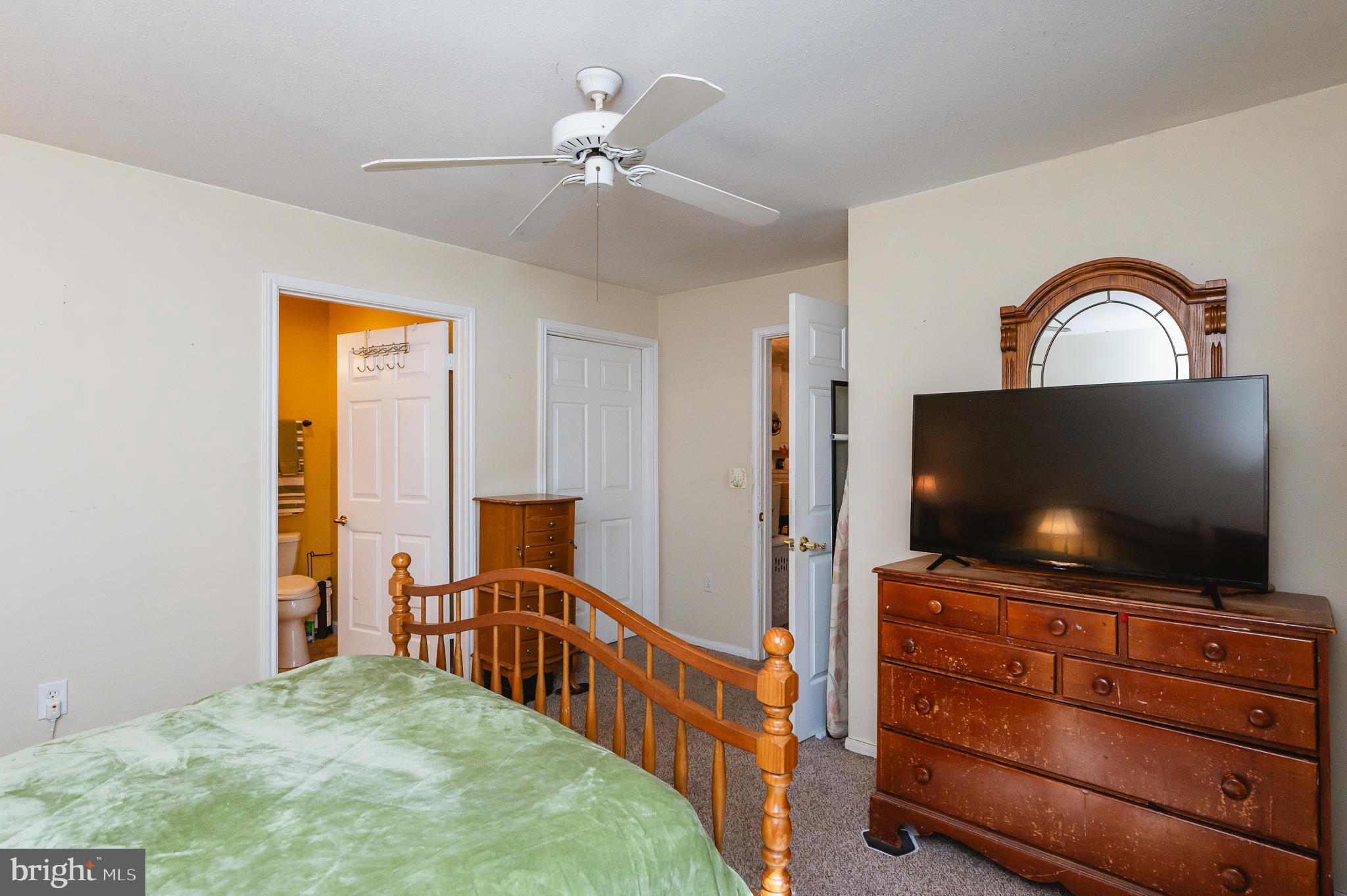 ENGLISH COUNTRY MANOR - Residential