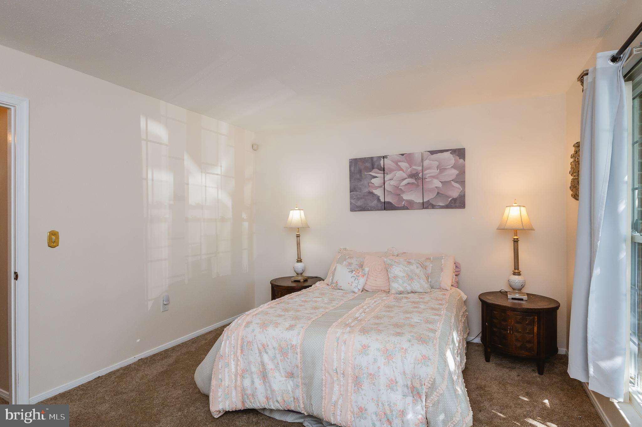 ENGLISH COUNTRY MANOR - Residential