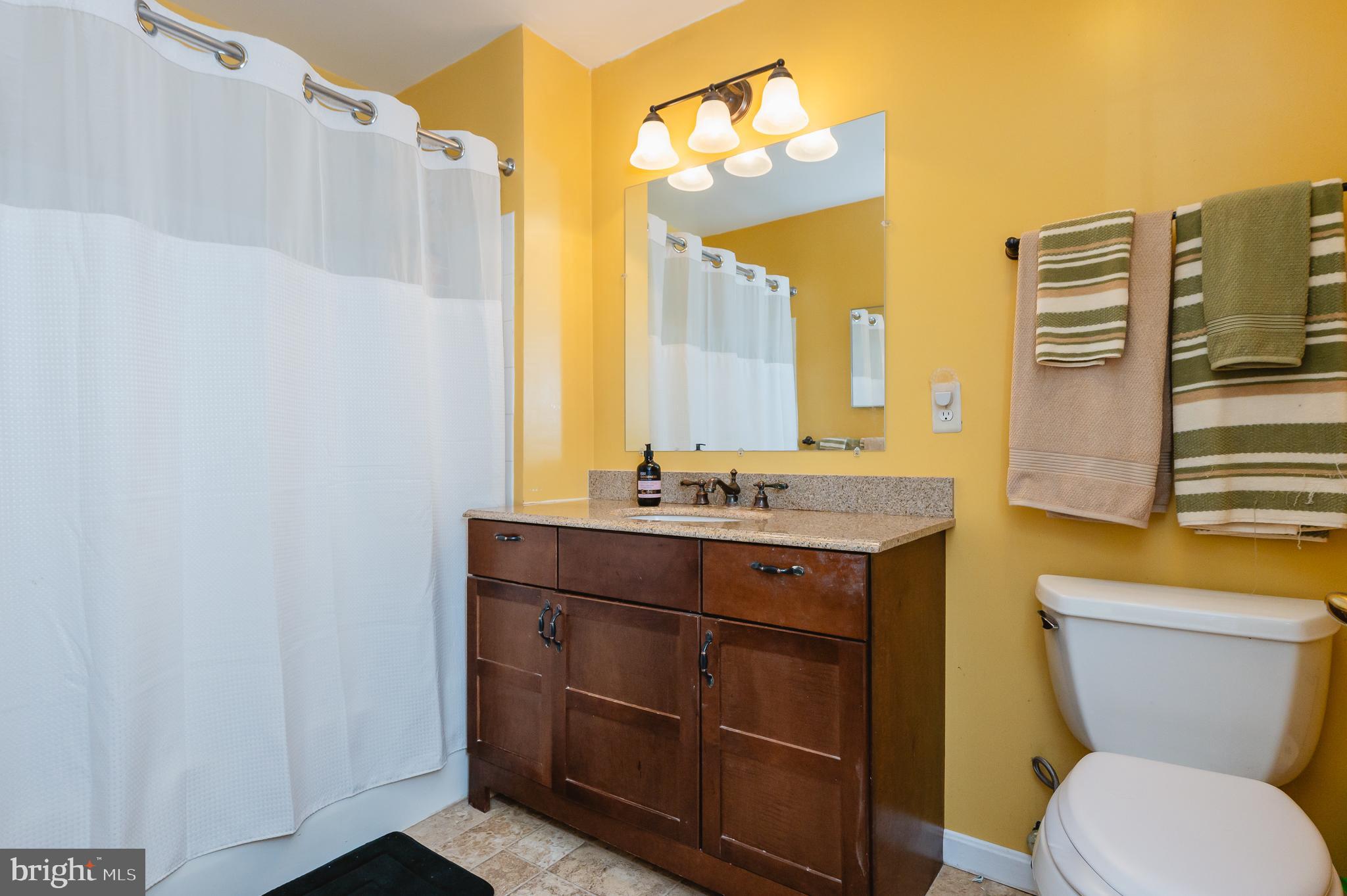 ENGLISH COUNTRY MANOR - Residential