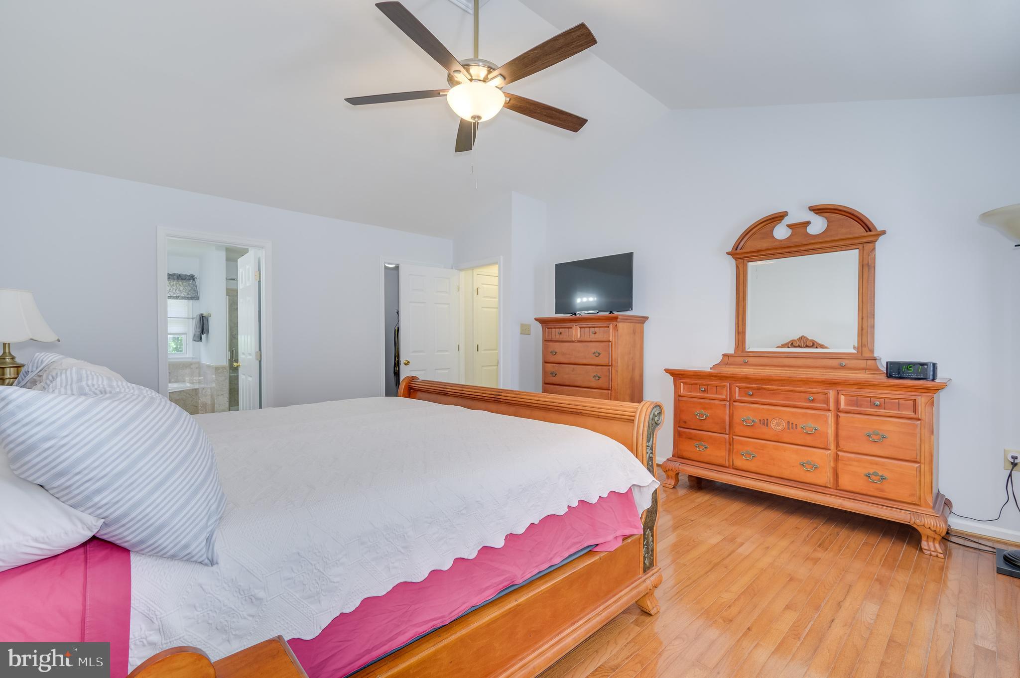 MEADOW BROOK - Residential