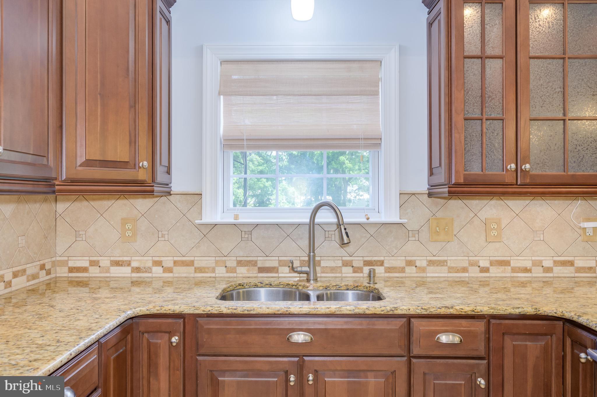 MEADOW BROOK - Residential