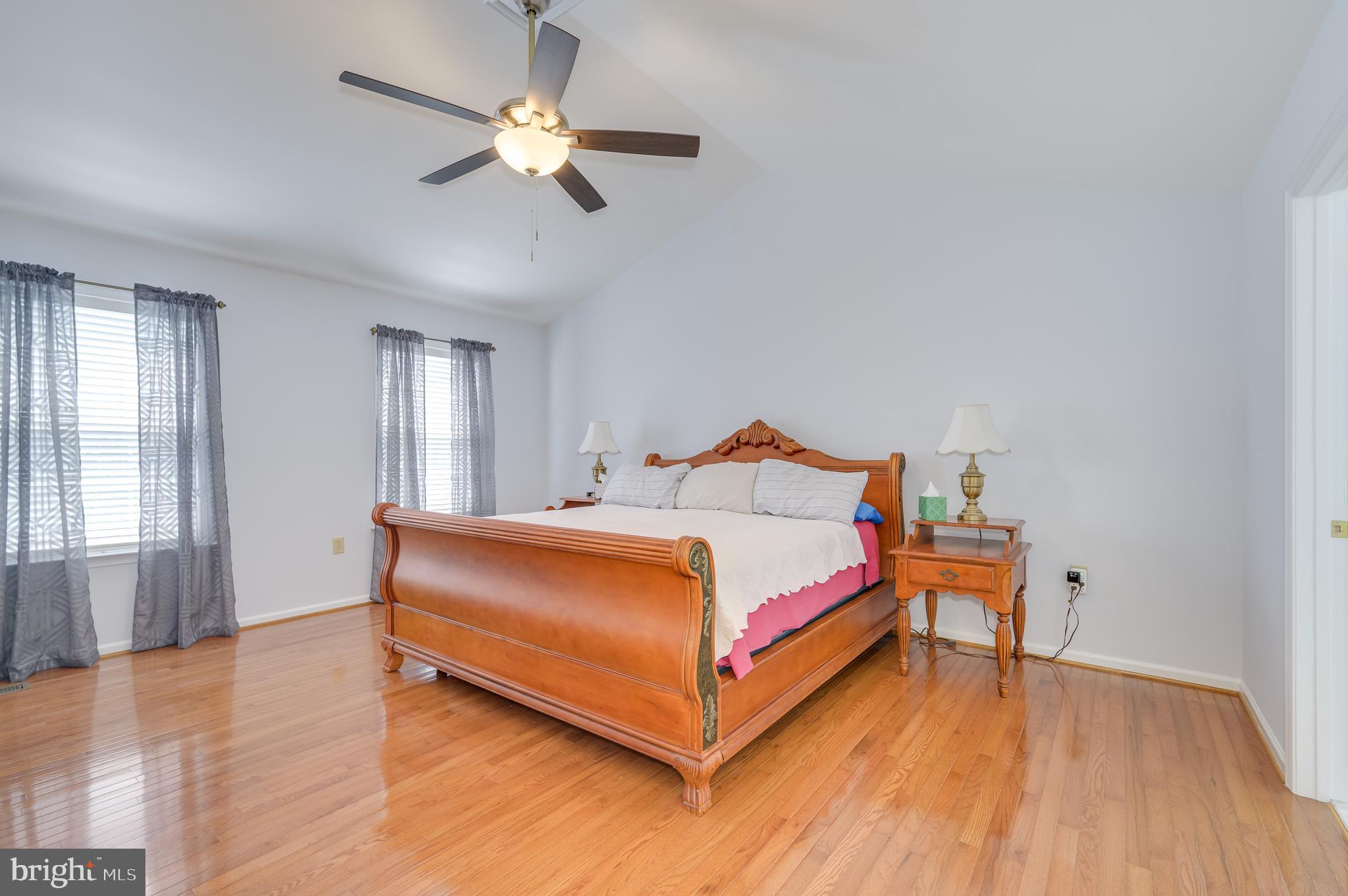 MEADOW BROOK - Residential