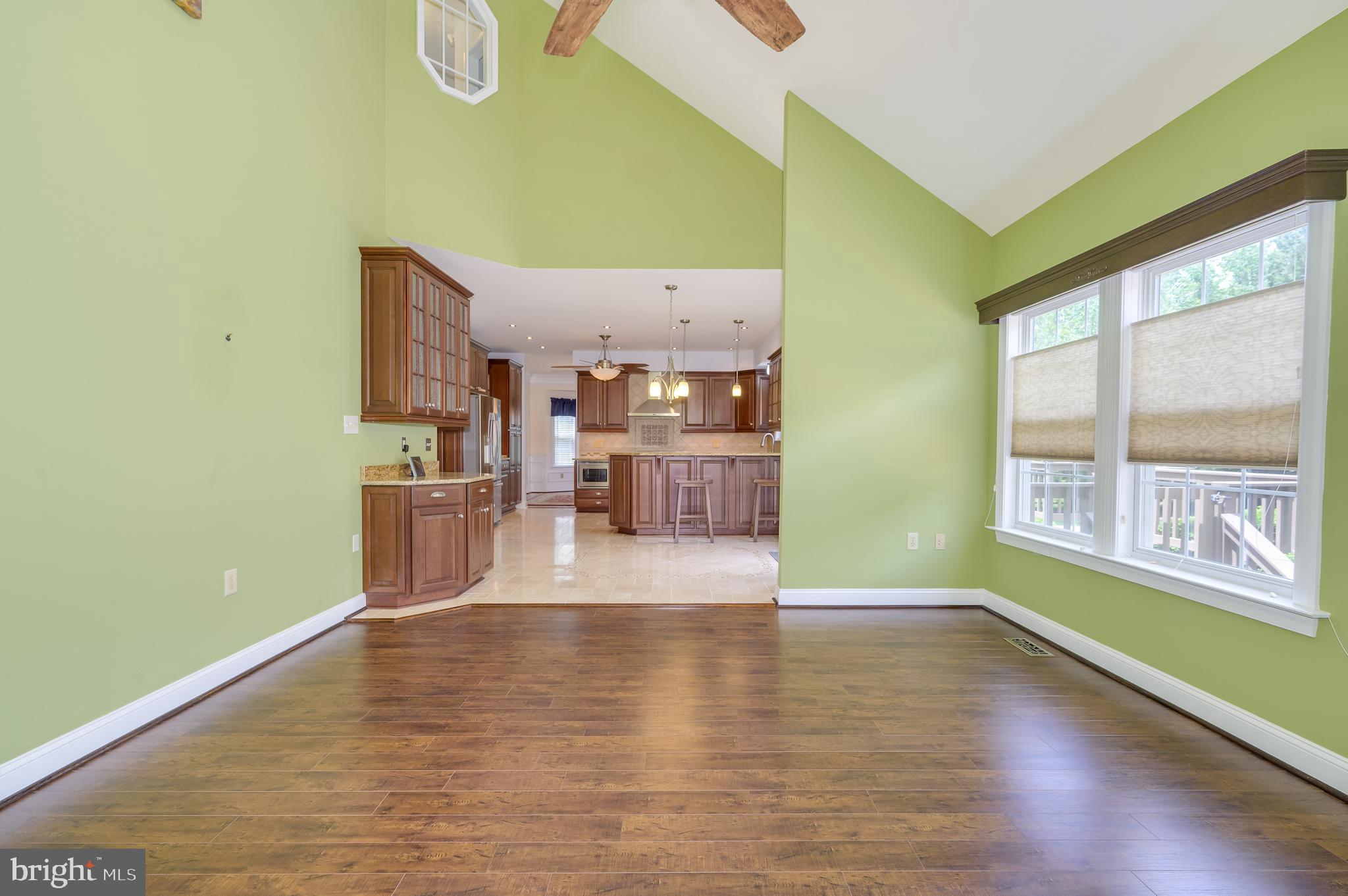 MEADOW BROOK - Residential