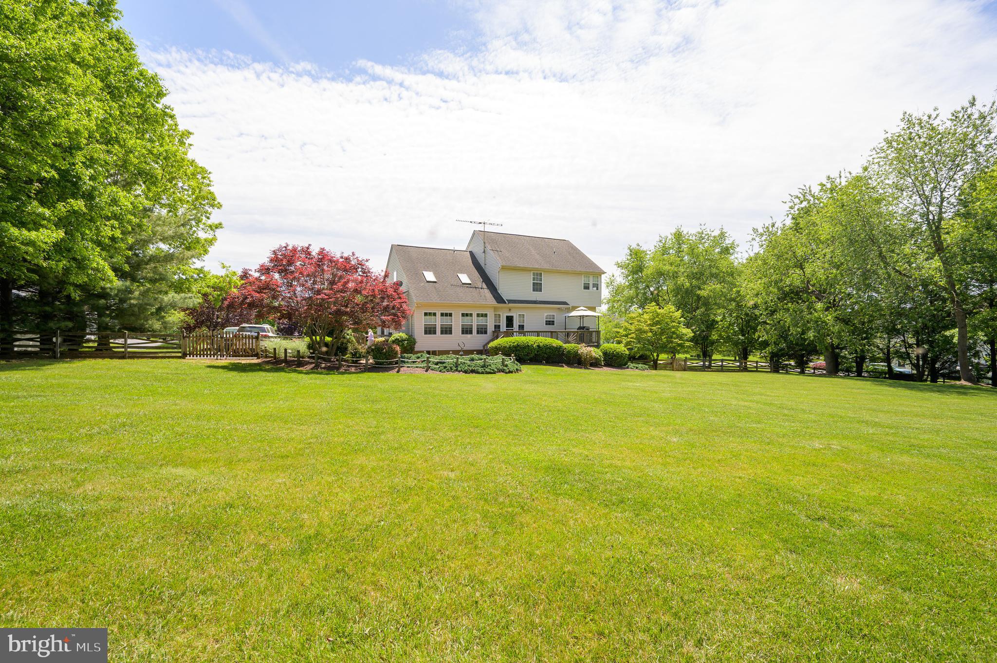 MEADOW BROOK - Residential