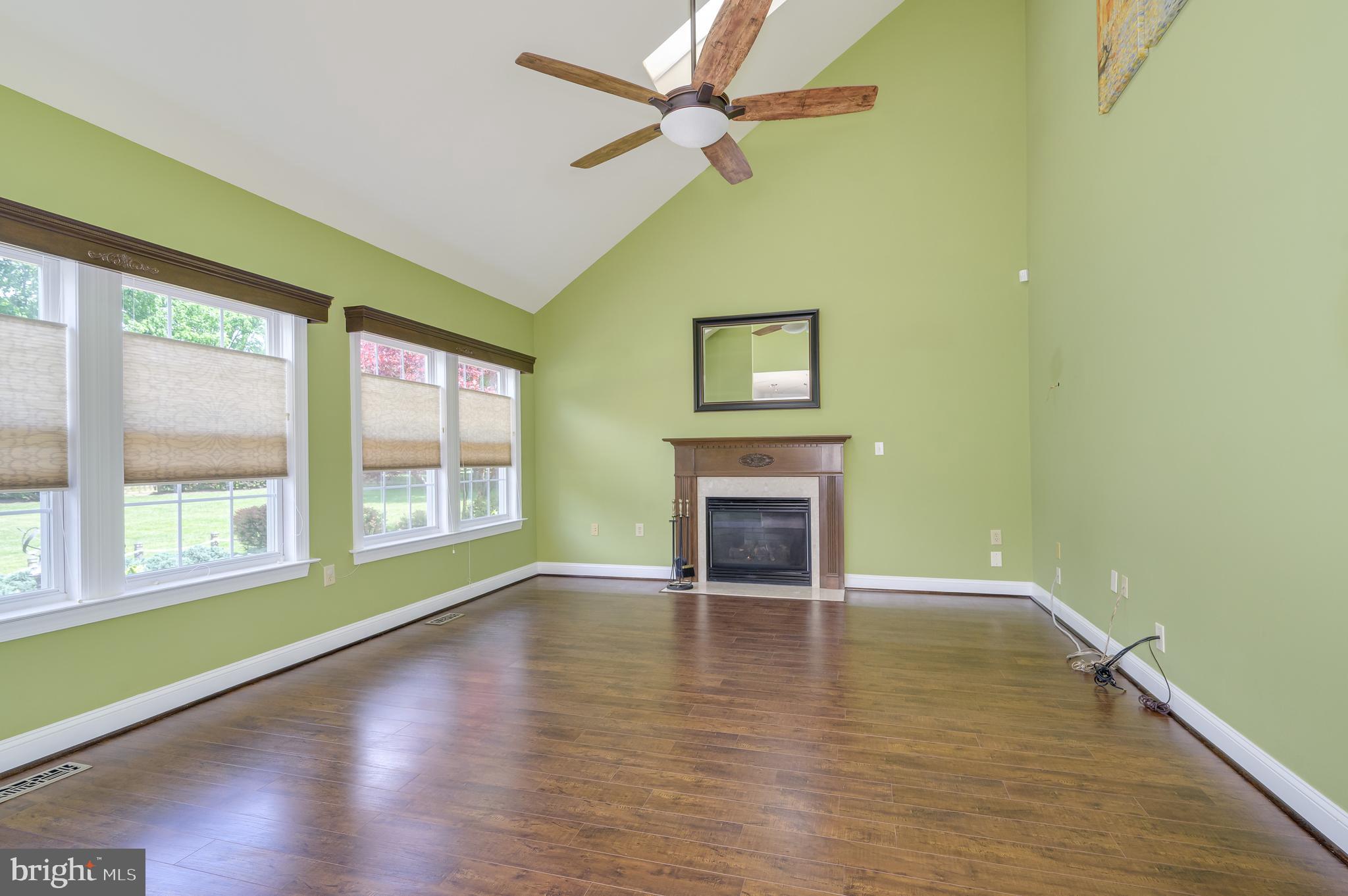 MEADOW BROOK - Residential