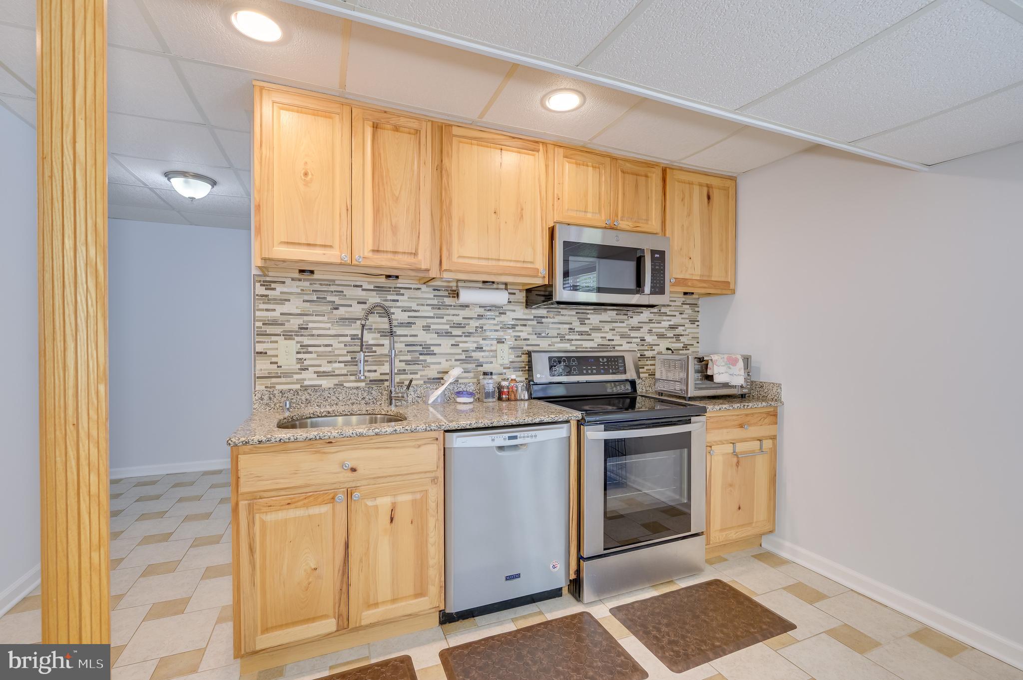 MEADOW BROOK - Residential