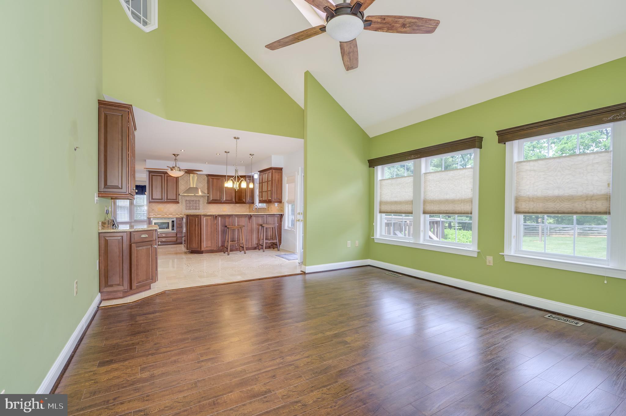 MEADOW BROOK - Residential