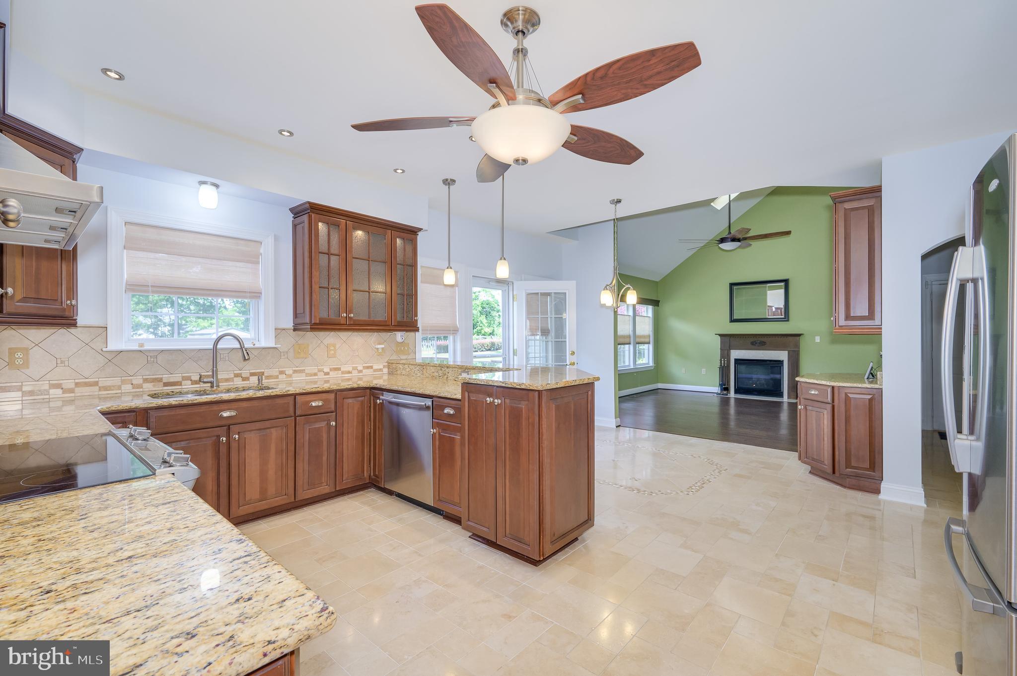 MEADOW BROOK - Residential