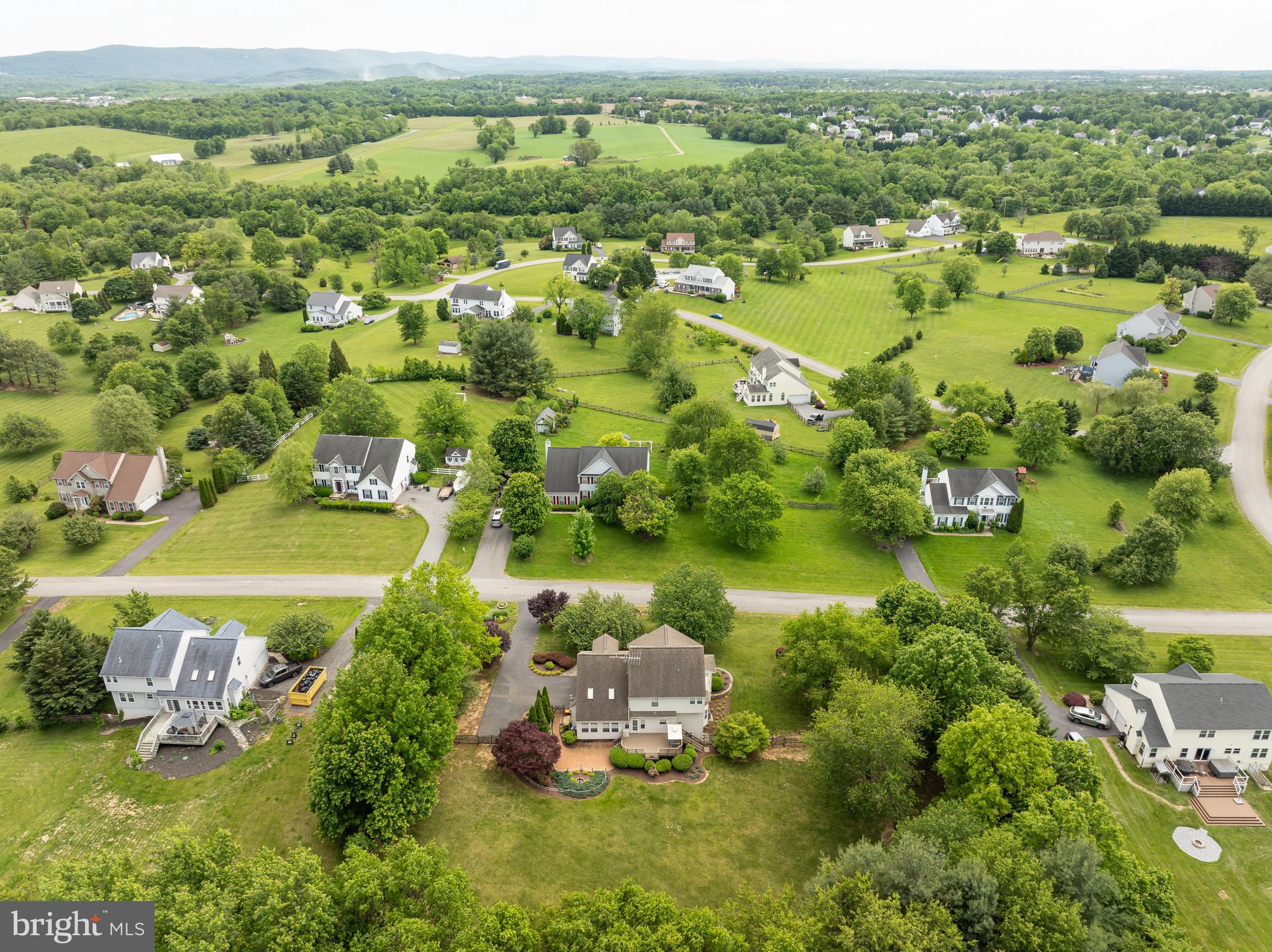 MEADOW BROOK - Residential