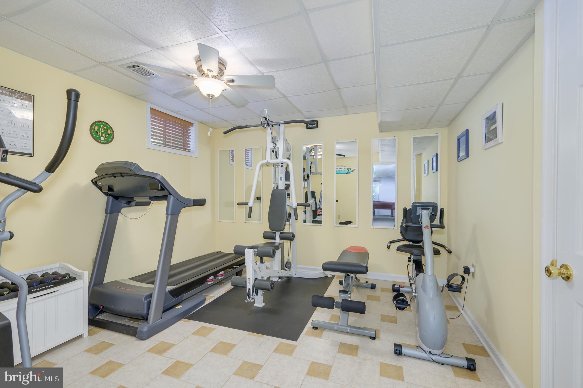 MEADOW BROOK - Residential