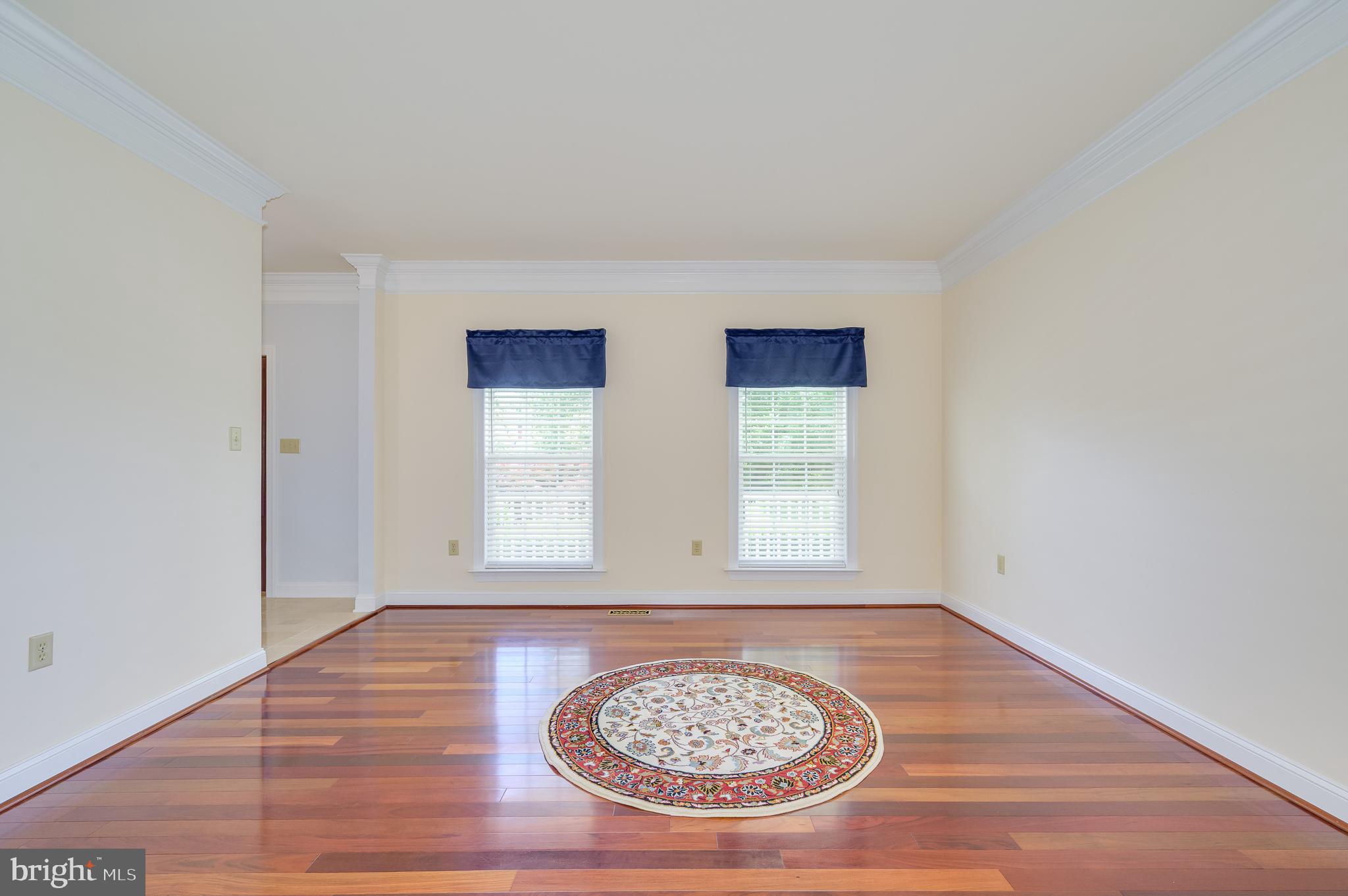 MEADOW BROOK - Residential