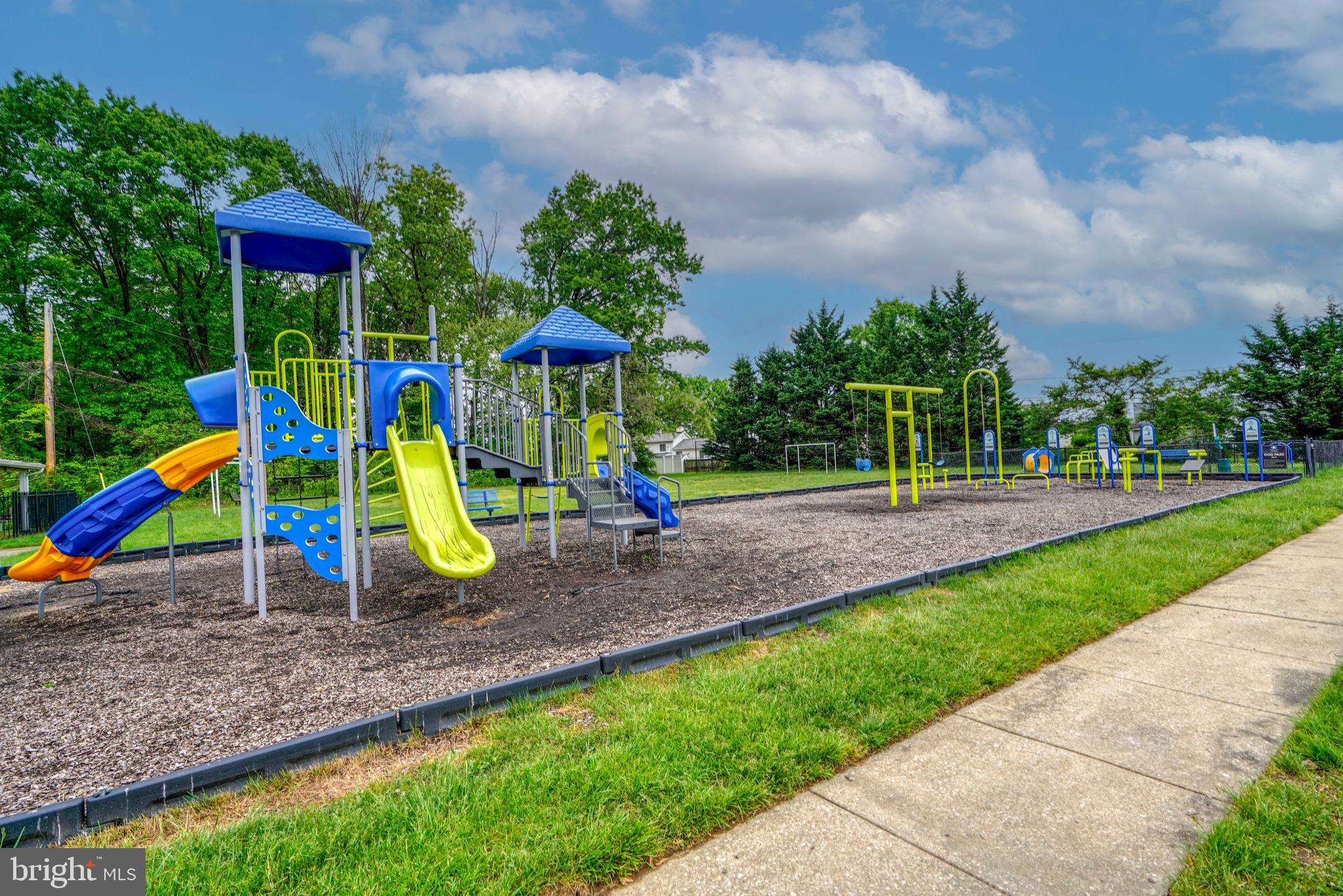 DEERFIELD - Residential