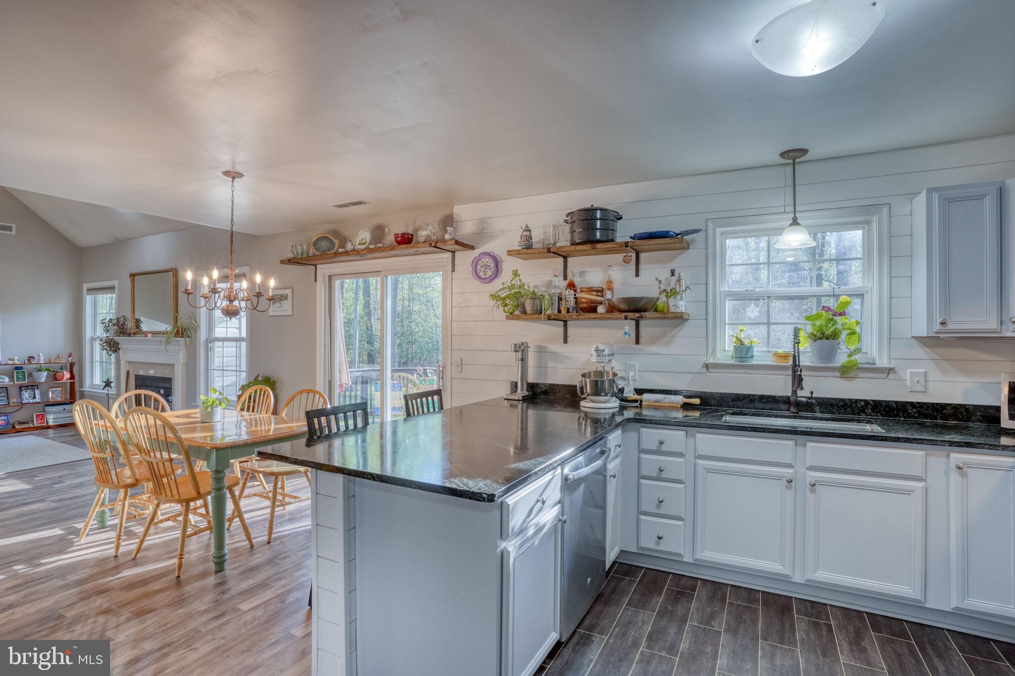 WOODFIELD - Residential