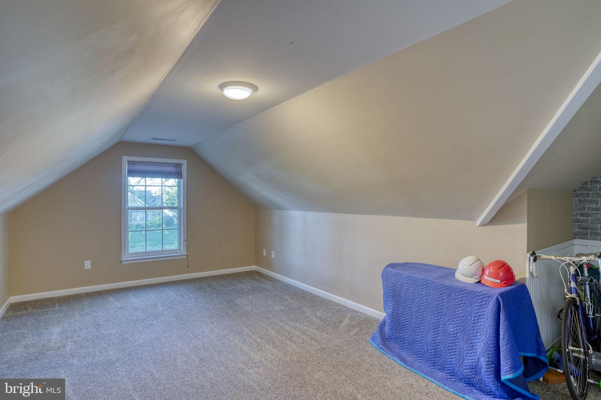 WOODFIELD - Residential