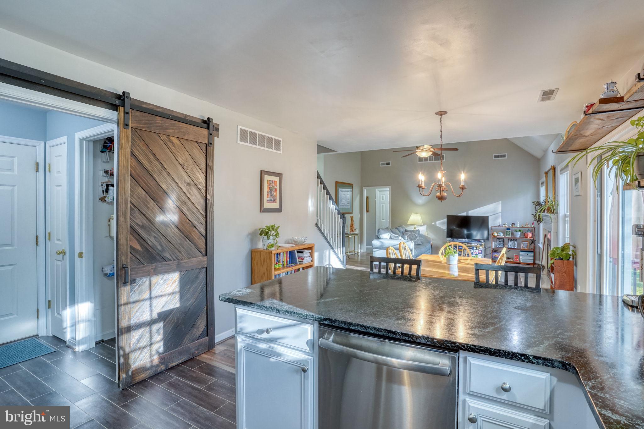 WOODFIELD - Residential