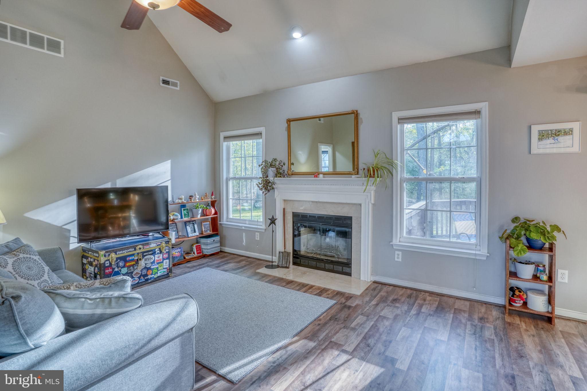 WOODFIELD - Residential