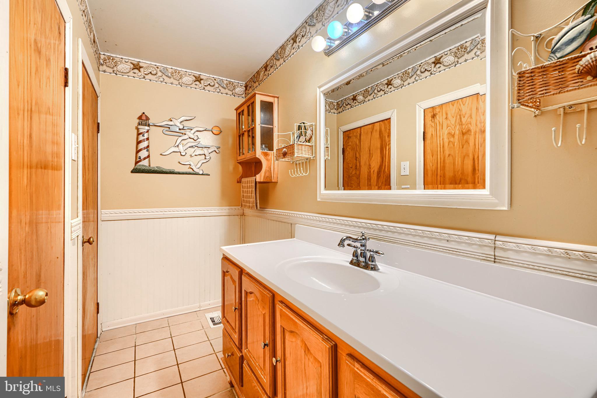 LYNCH POINT - Residential