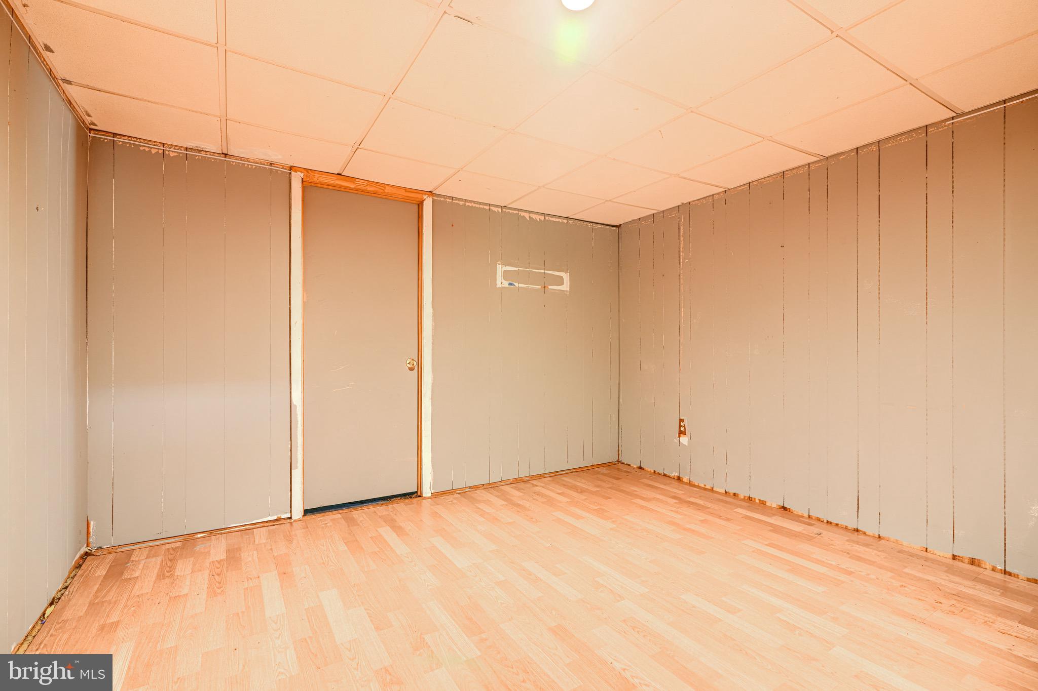 LYNCH POINT - Residential