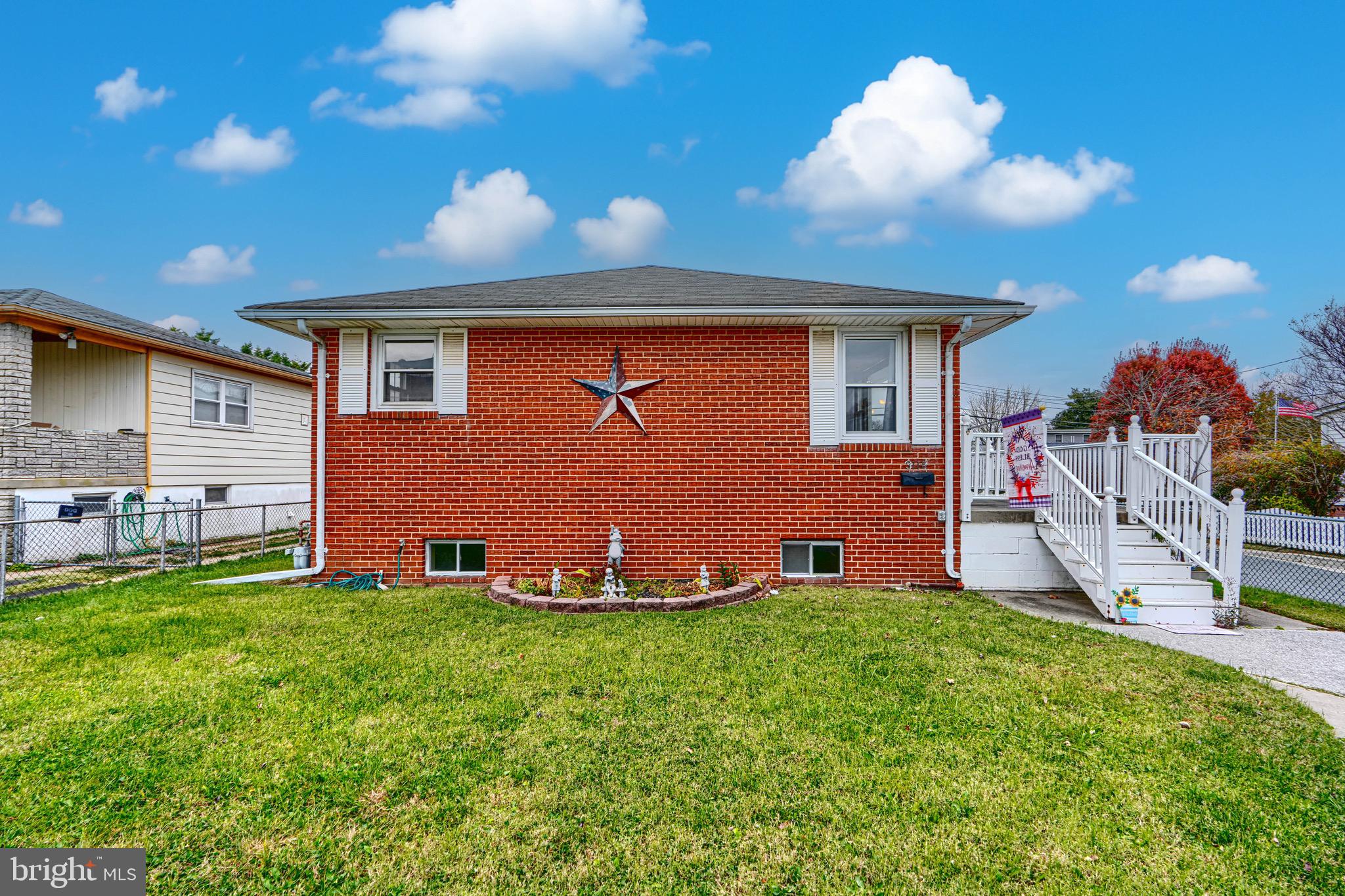 LYNCH POINT - Residential