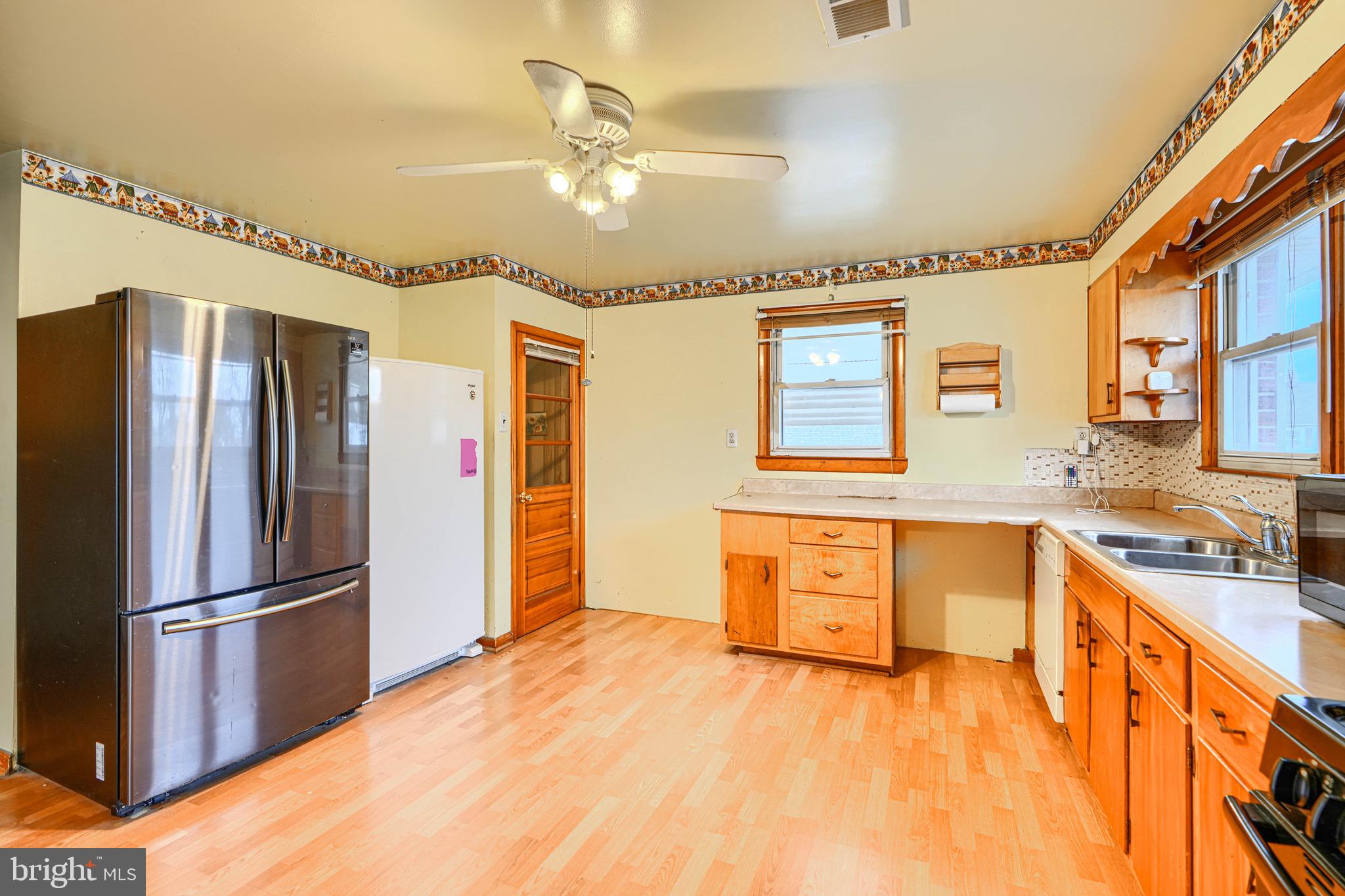 LYNCH POINT - Residential