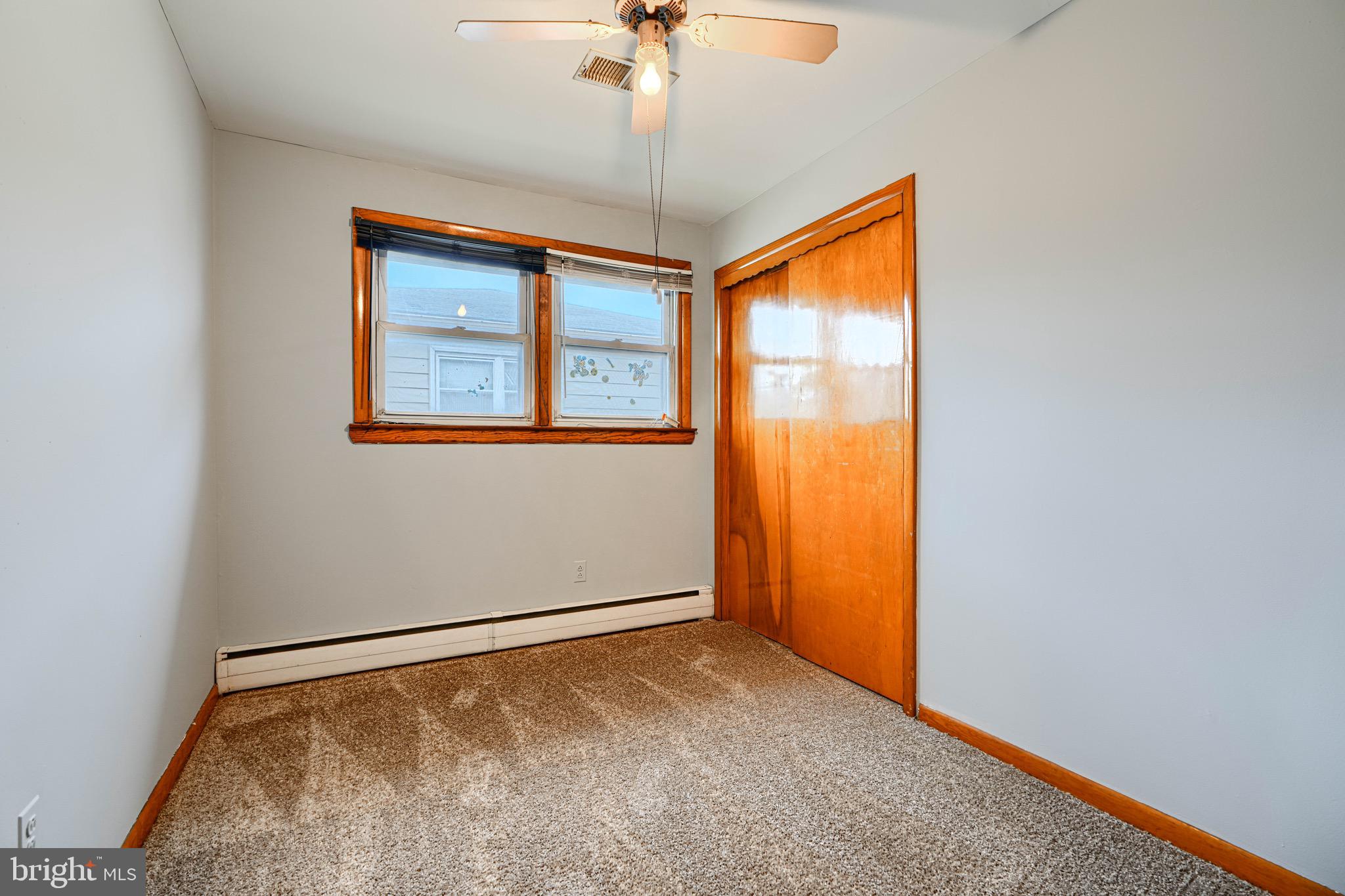 LYNCH POINT - Residential