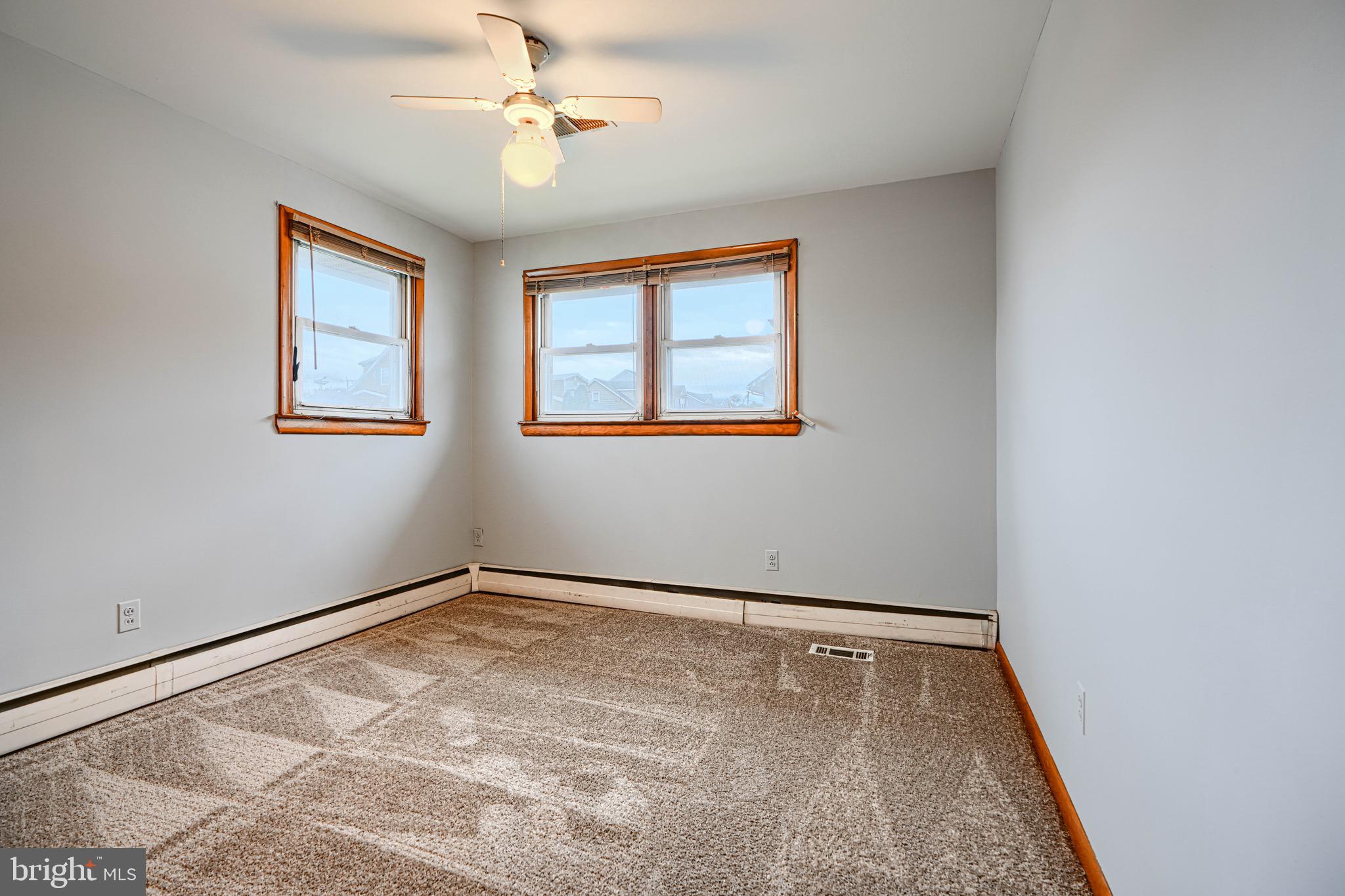 LYNCH POINT - Residential