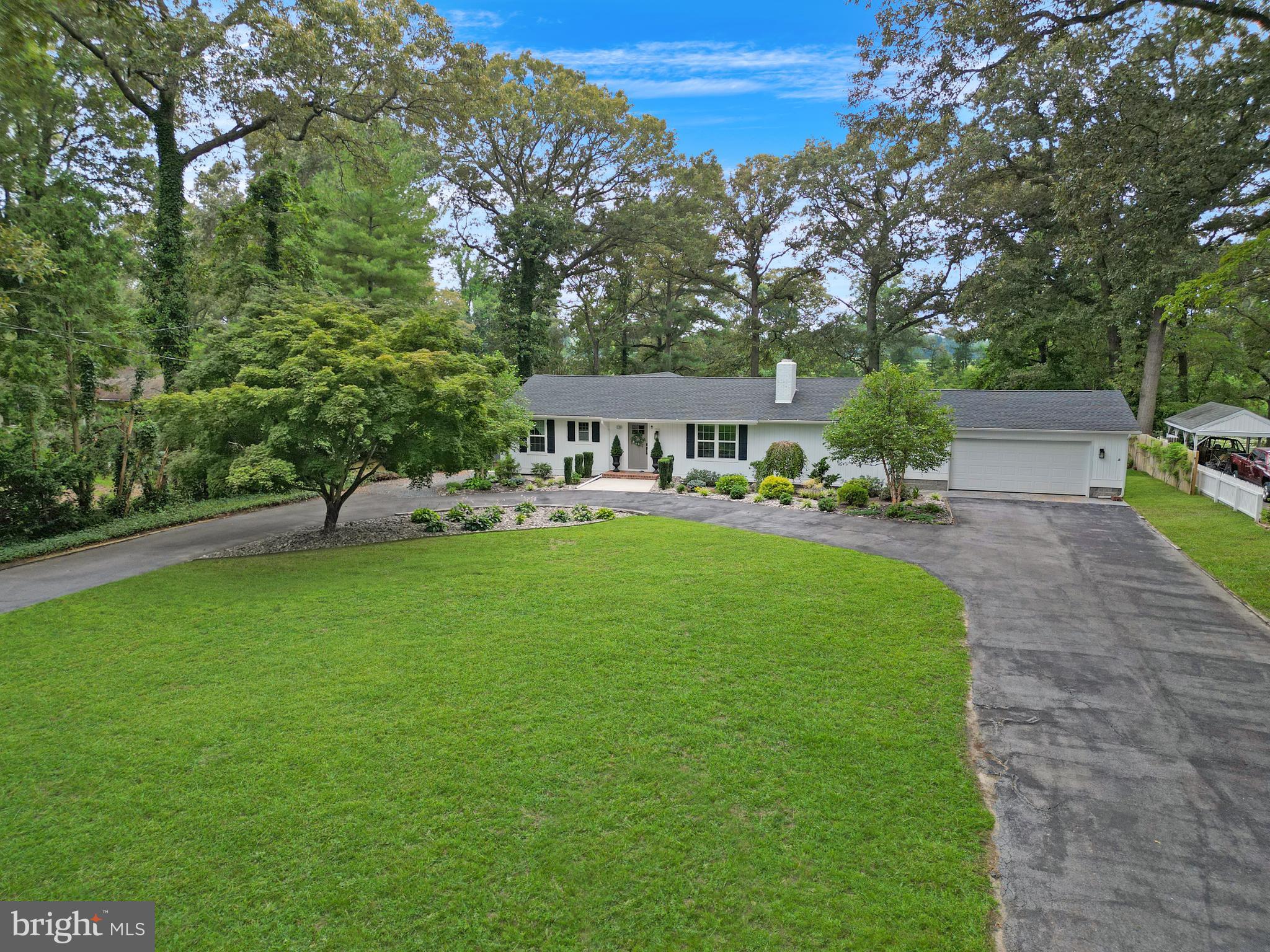 120 LAKEVIEW DRIVE