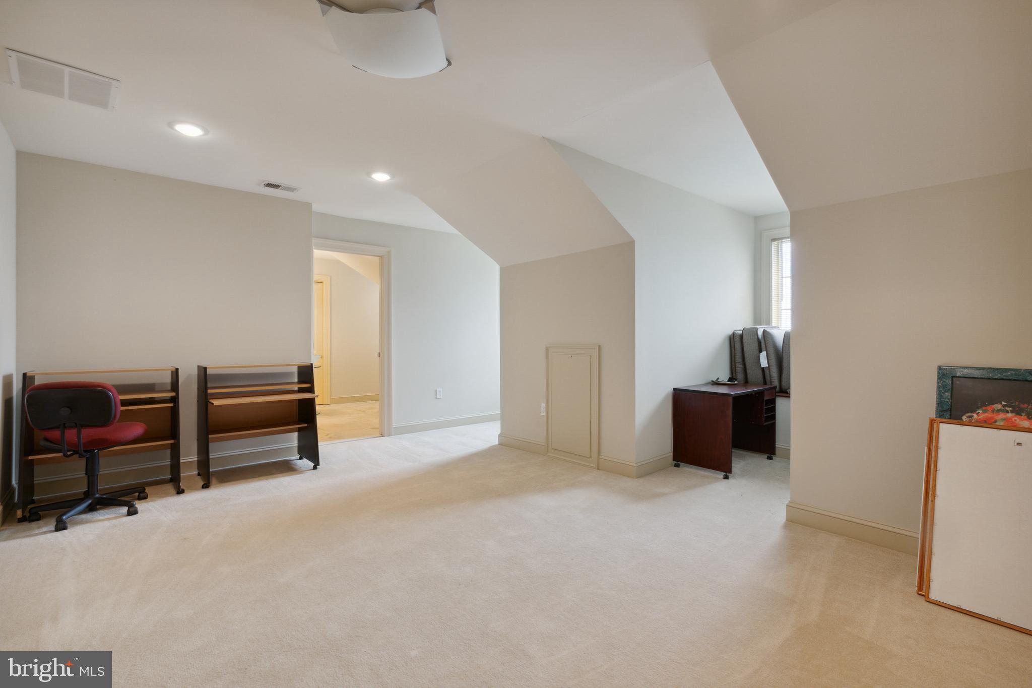 FEATHERSTONE FARMS - Residential