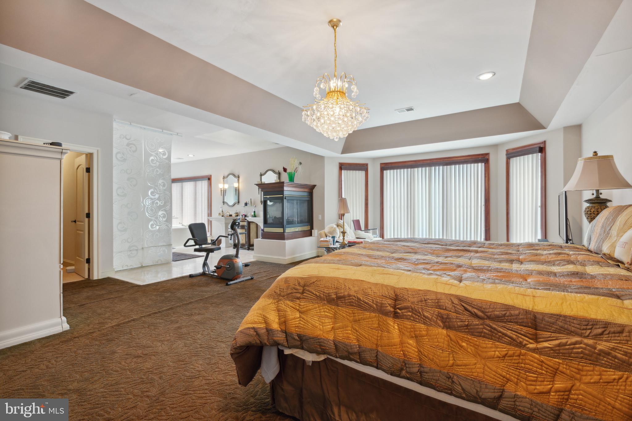 FEATHERSTONE FARMS - Residential