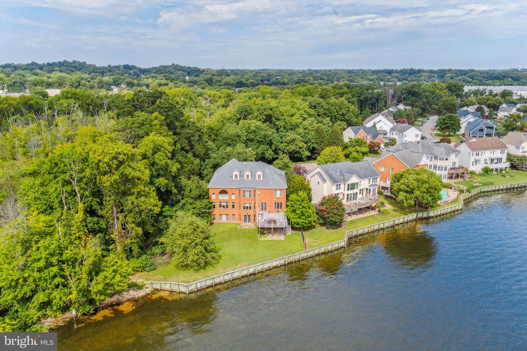 FEATHERSTONE FARMS - Residential